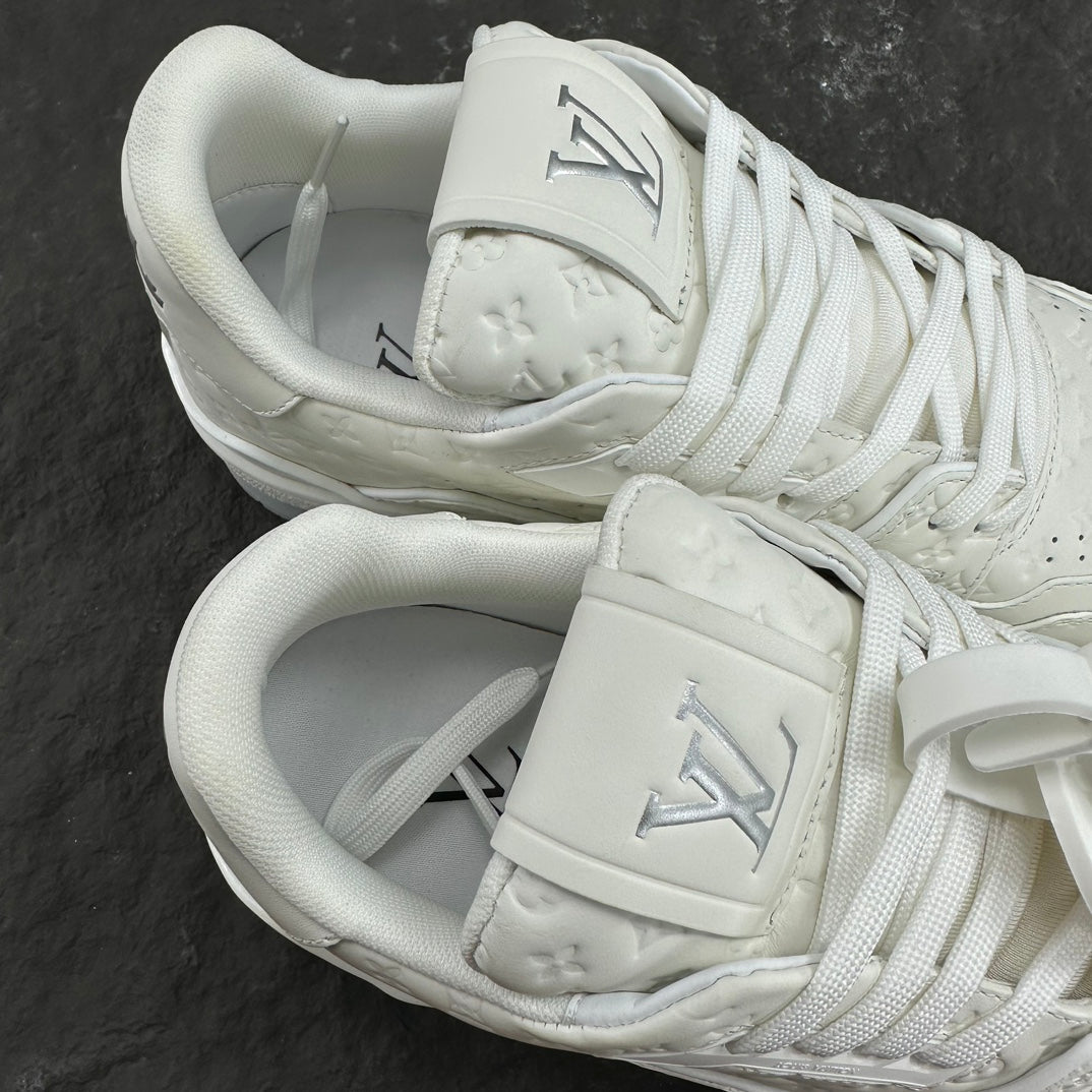 Louis Vuitton sneakers 112