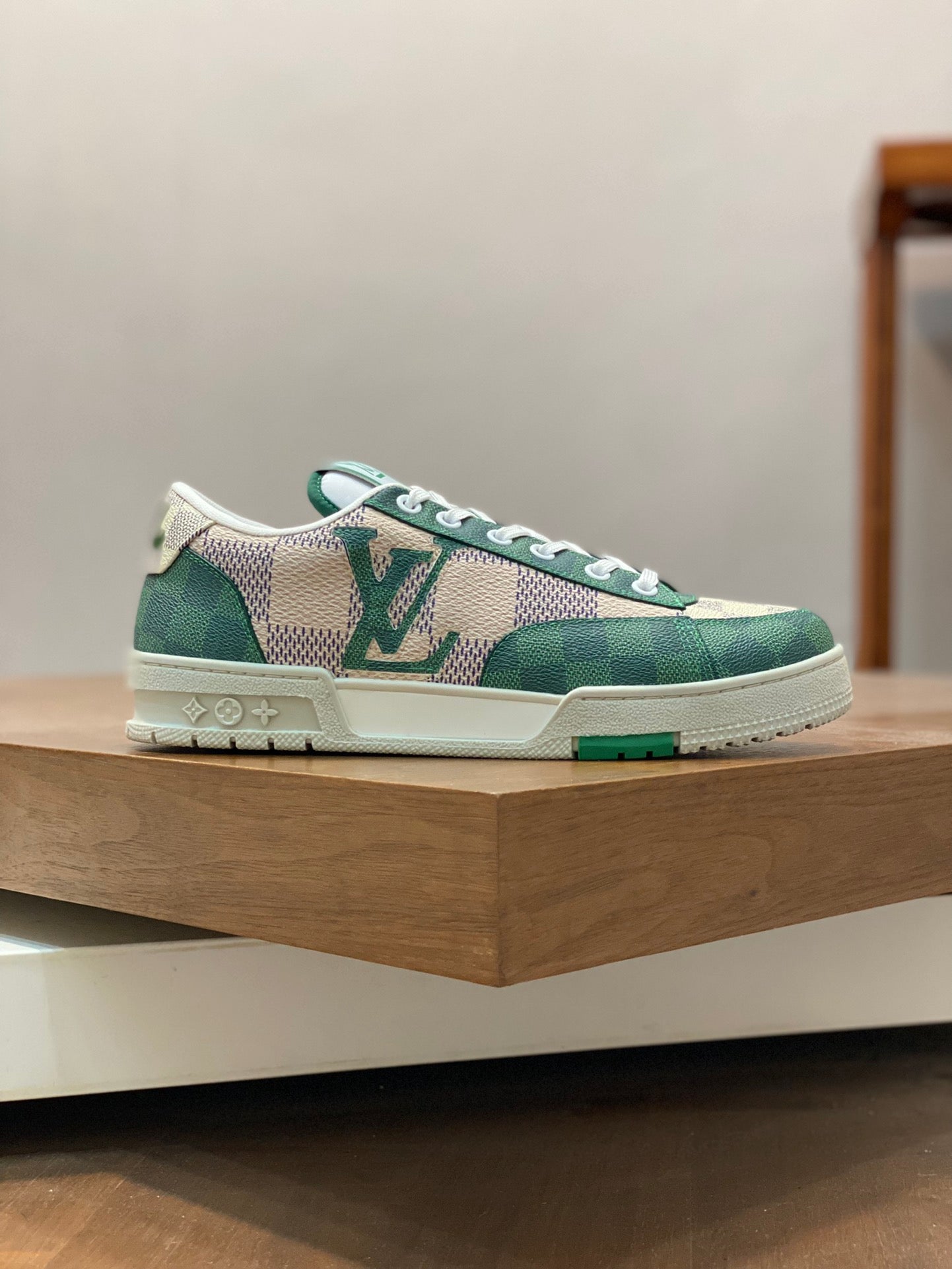 Louis Vuitton sneakers 113