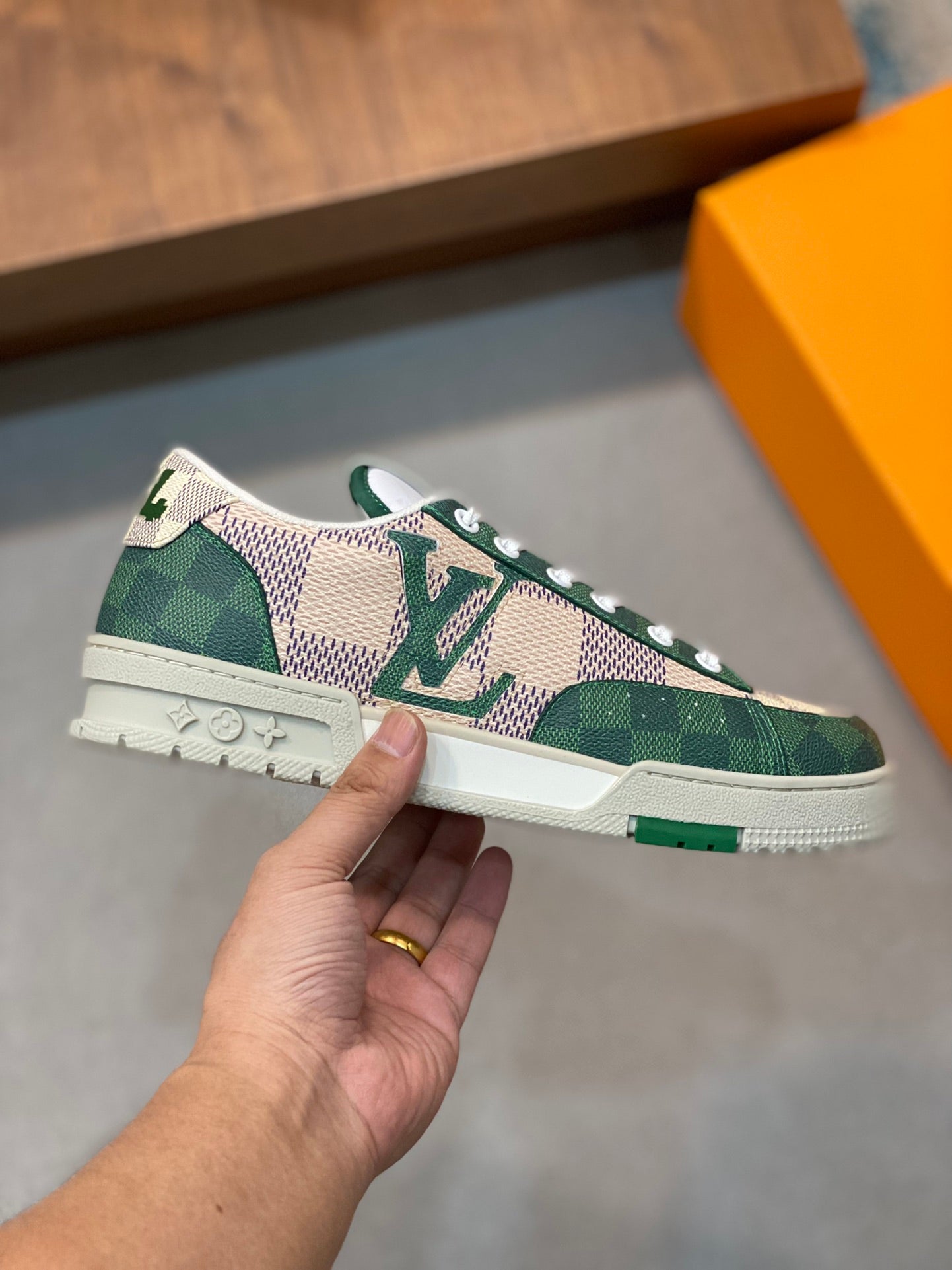 Louis Vuitton sneakers 113