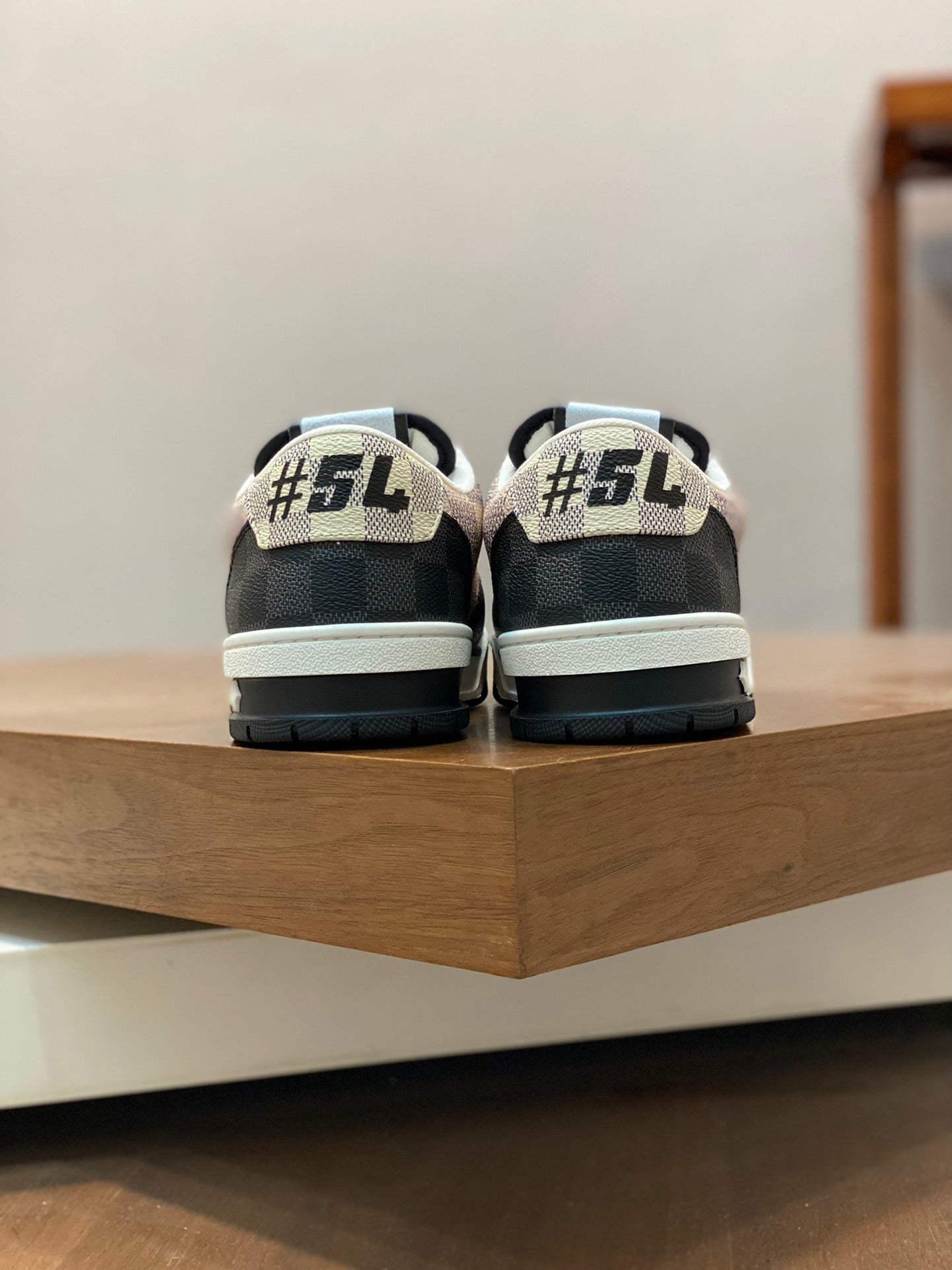 Louis Vuitton sneakers 114