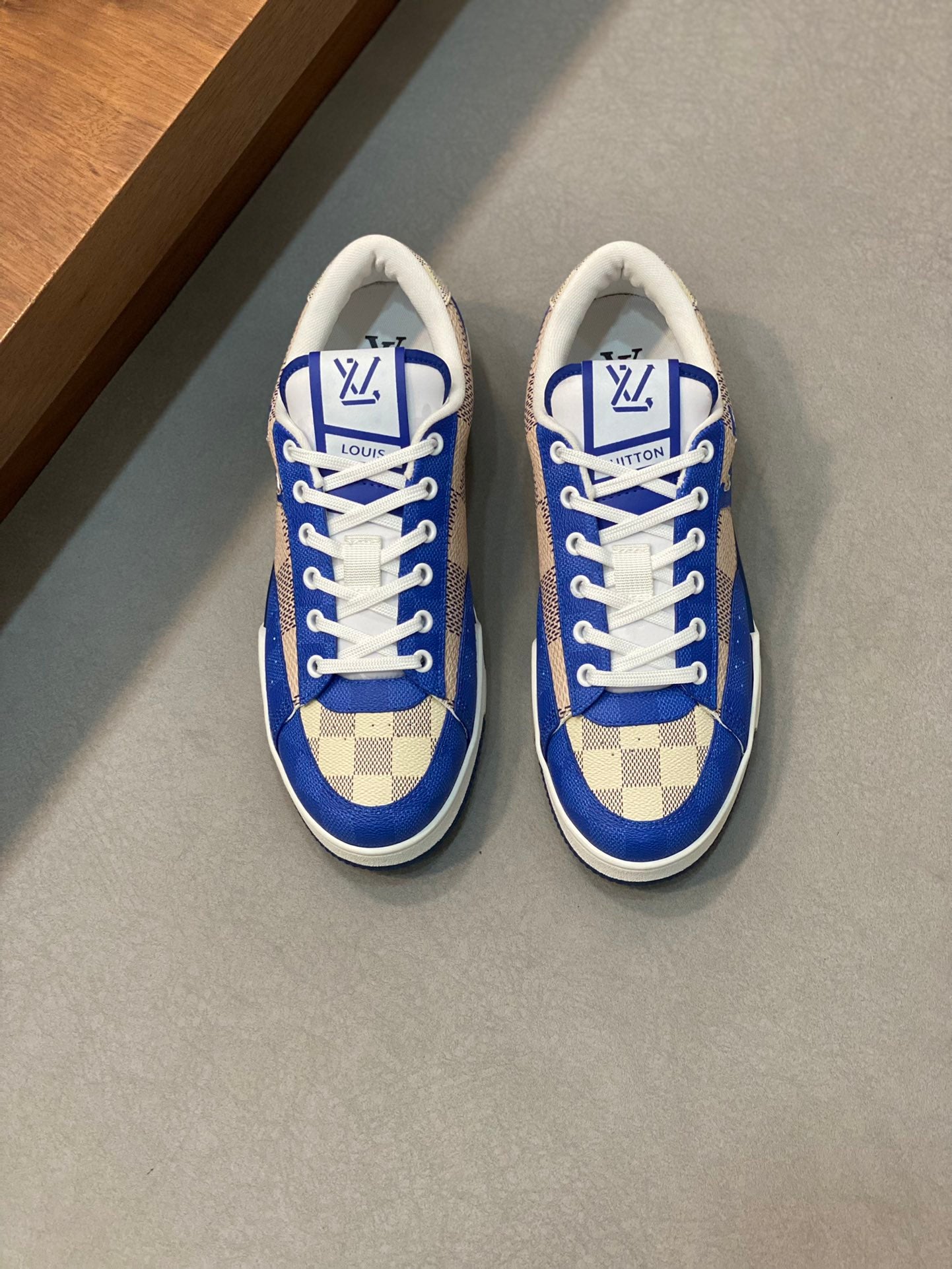 Louis Vuitton sneakers 116