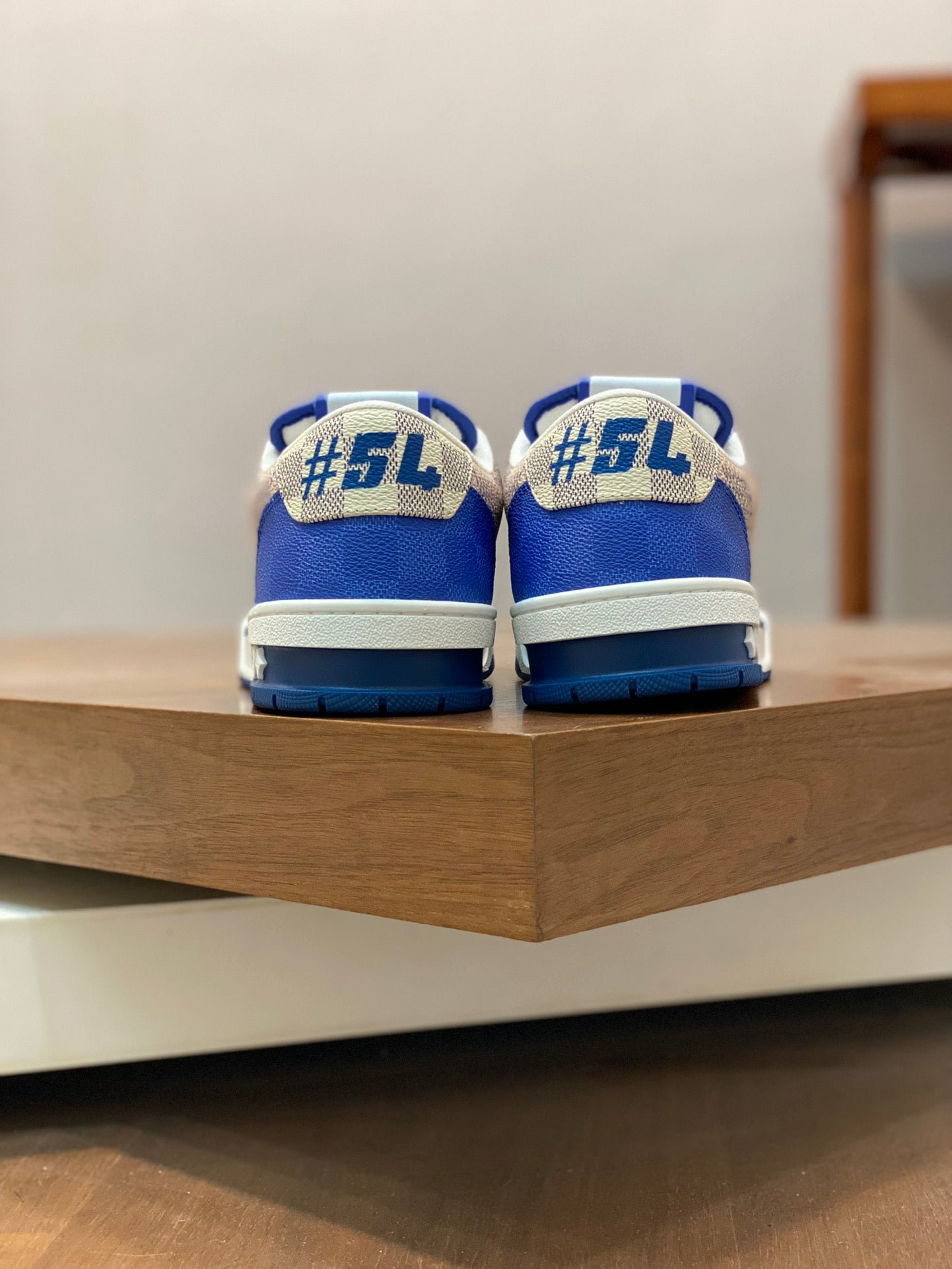 Louis Vuitton sneakers 116