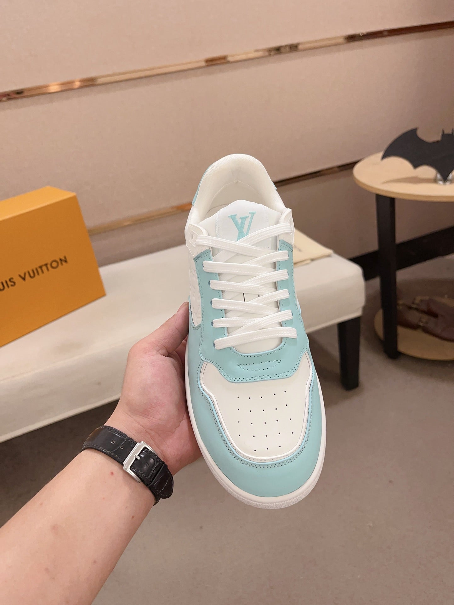 Louis Vuitton sneakers 117