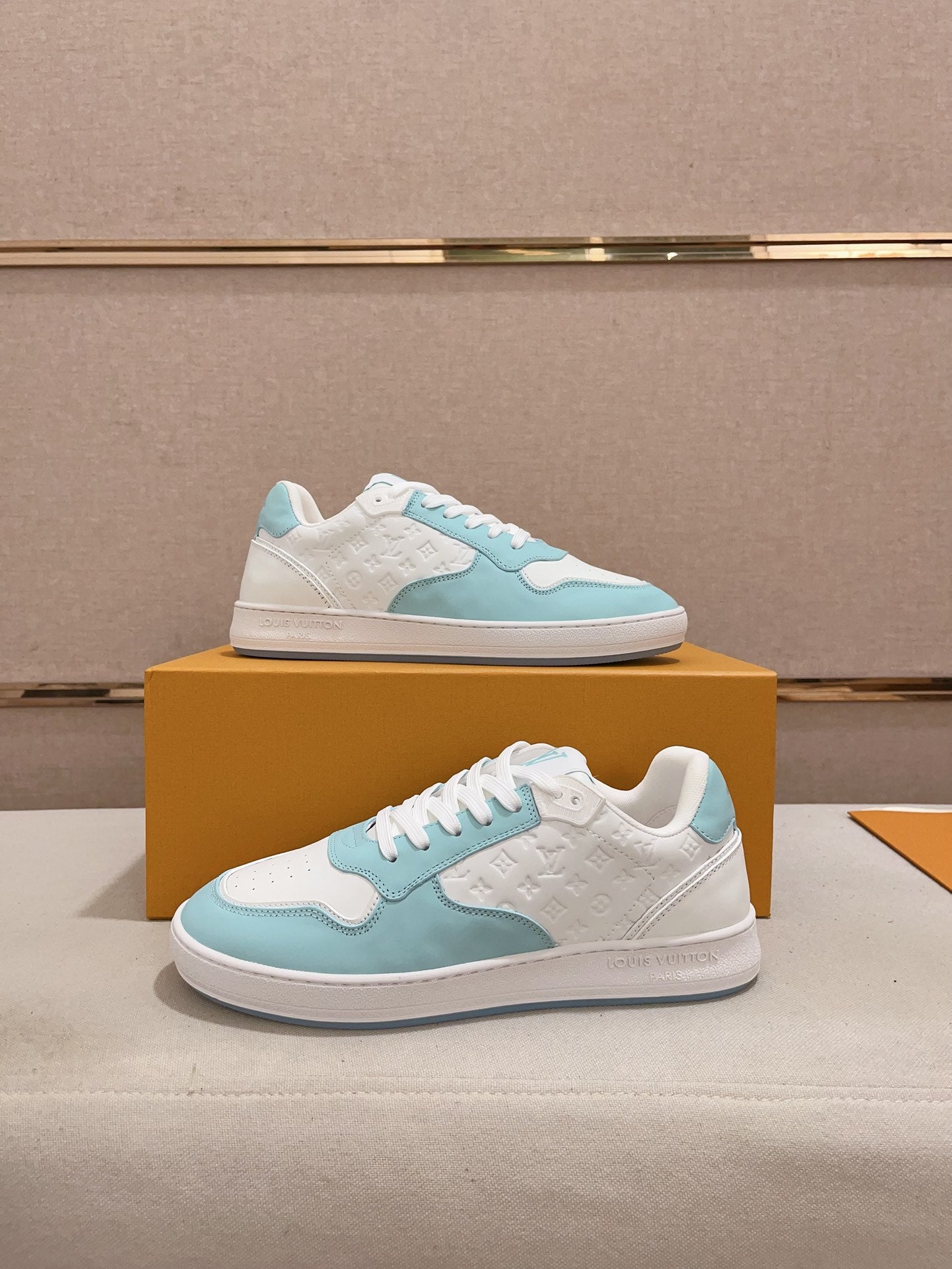 Louis Vuitton sneakers 117