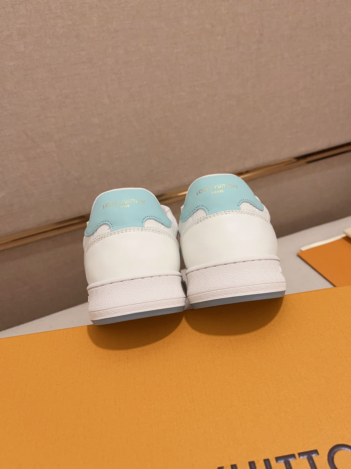 Louis Vuitton sneakers 117