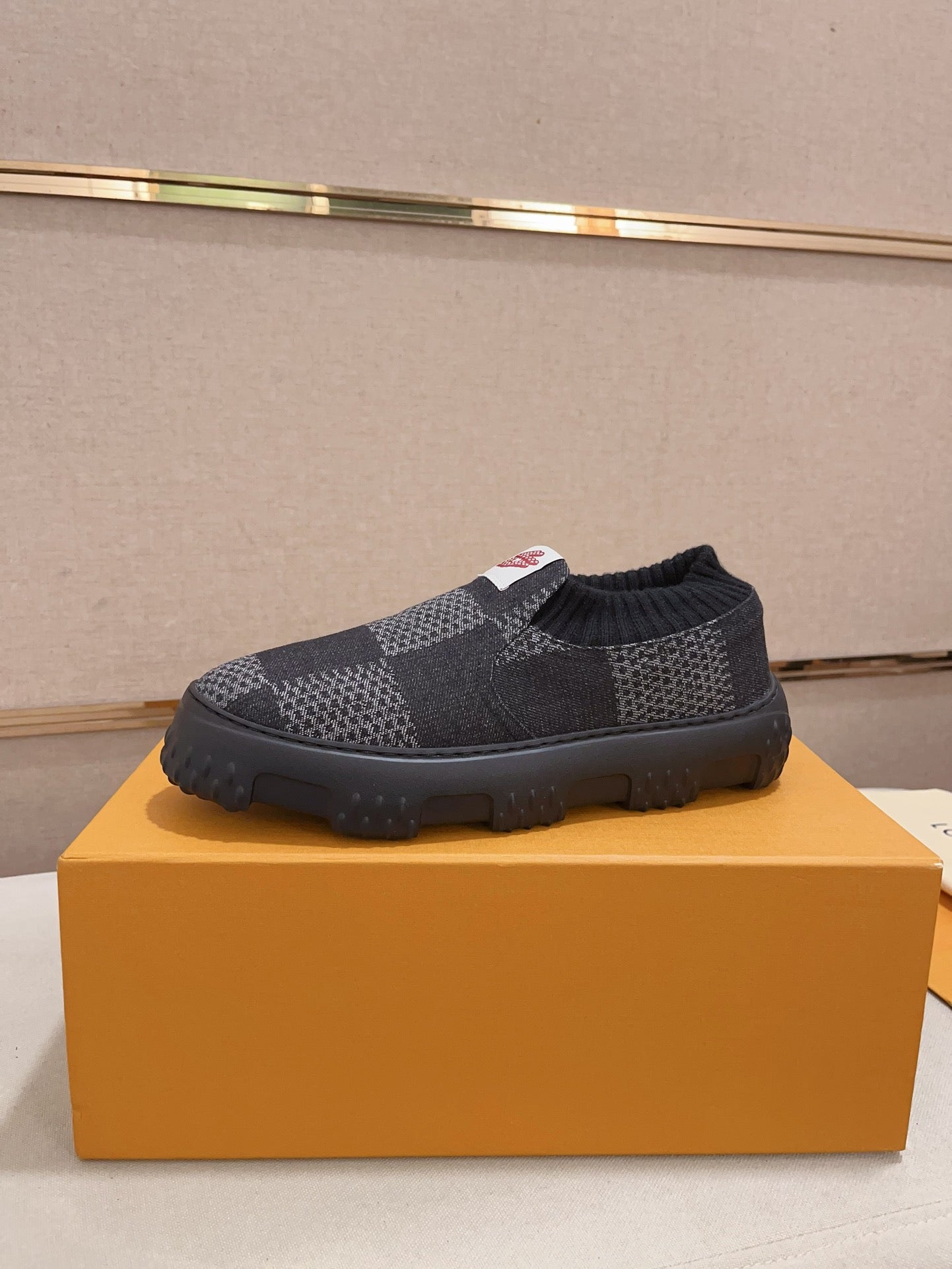 Louis Vuitton sneakers 120