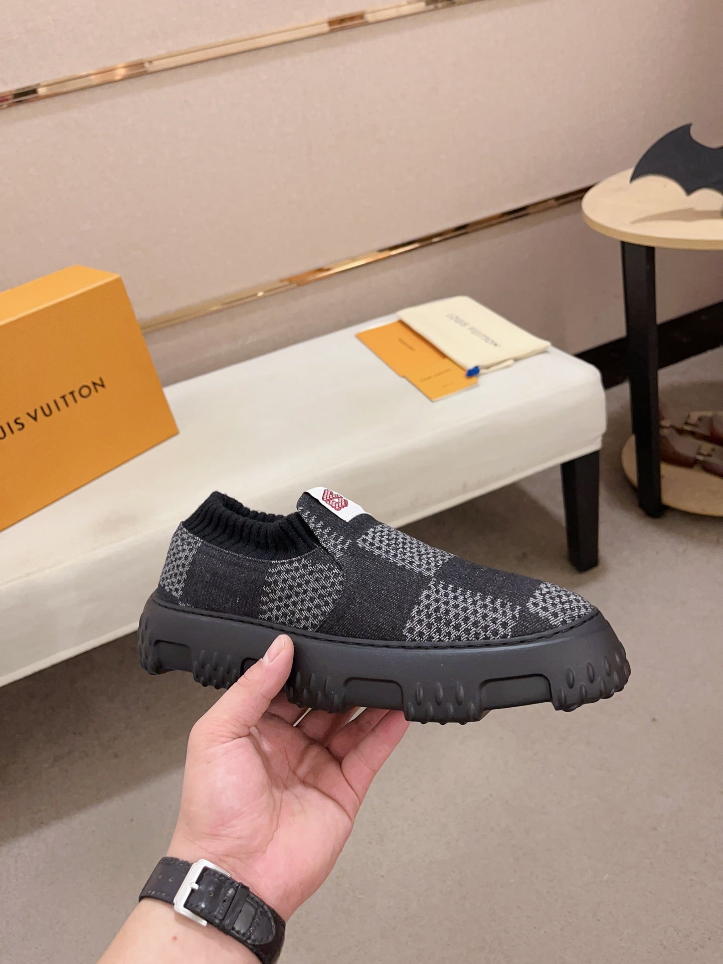 Louis Vuitton sneakers 120