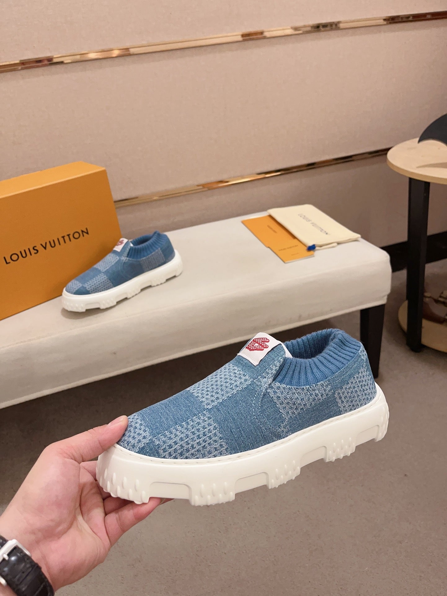 Louis Vuitton sneakers 121