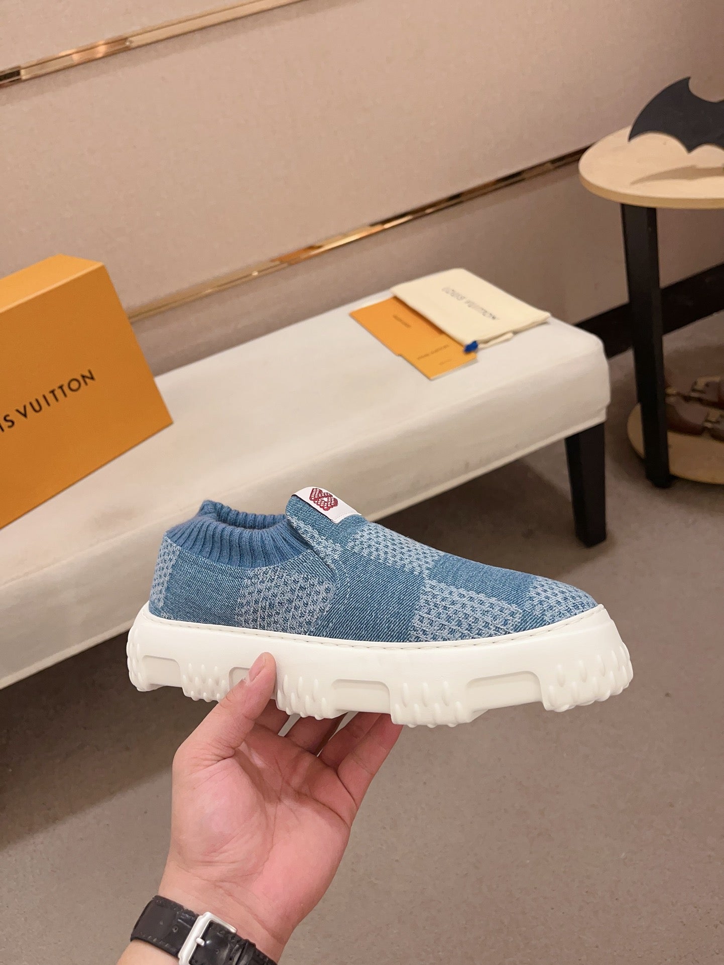 Louis Vuitton sneakers 121