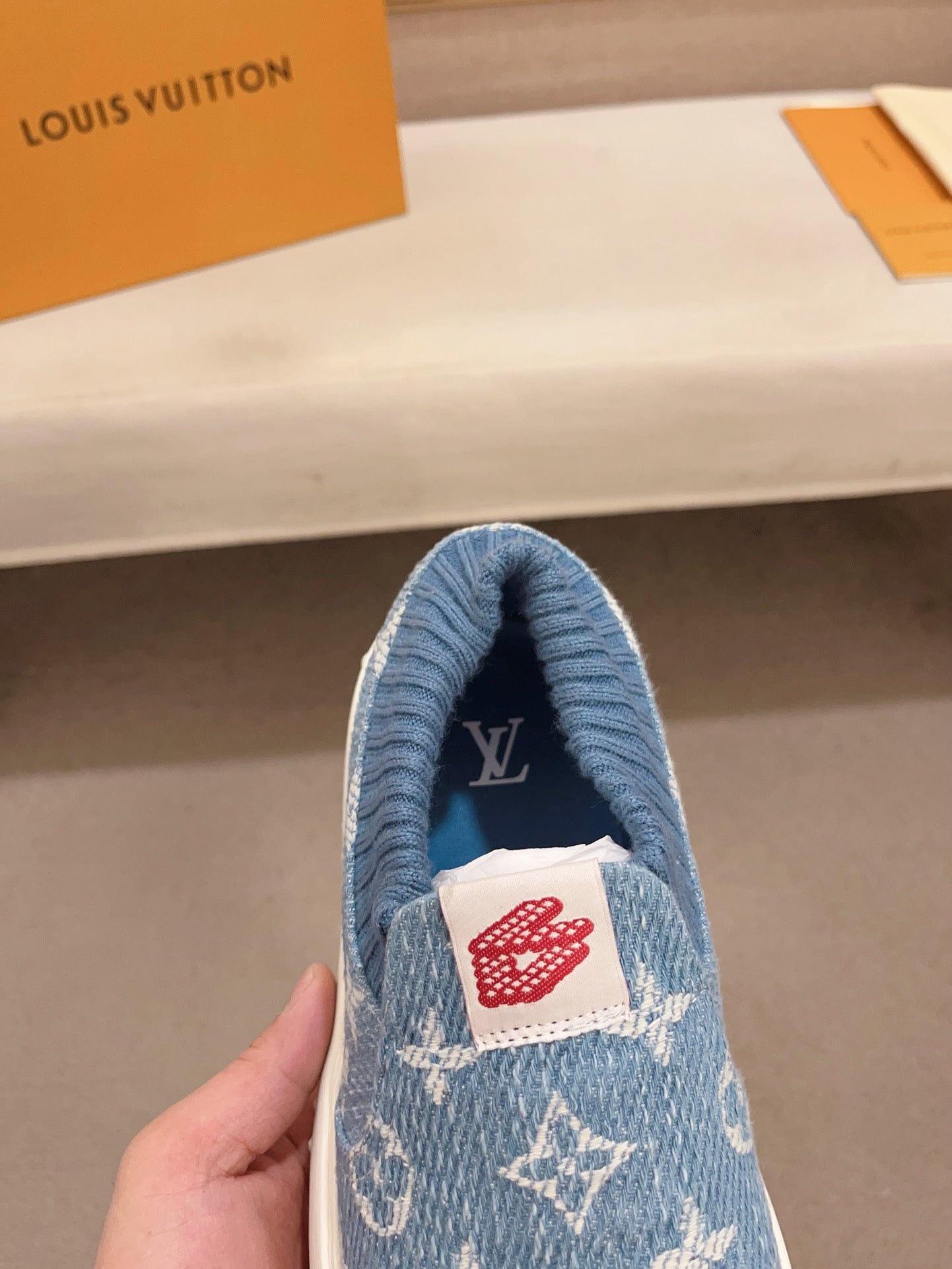 Louis Vuitton sneakers 123