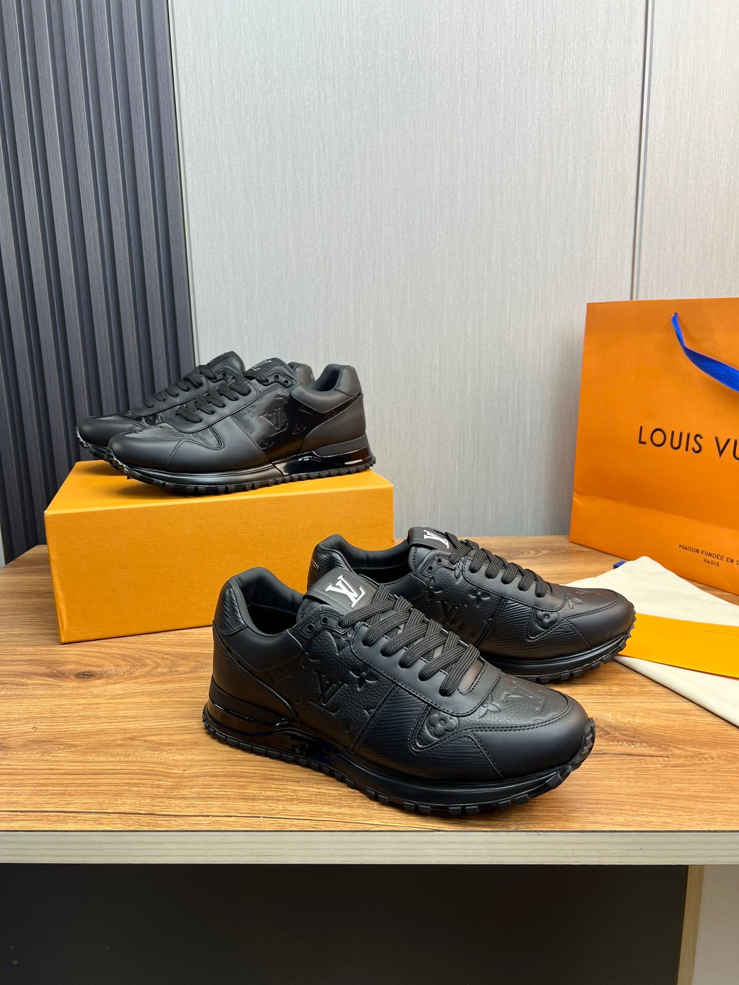 Louis Vuitton sneakers 125