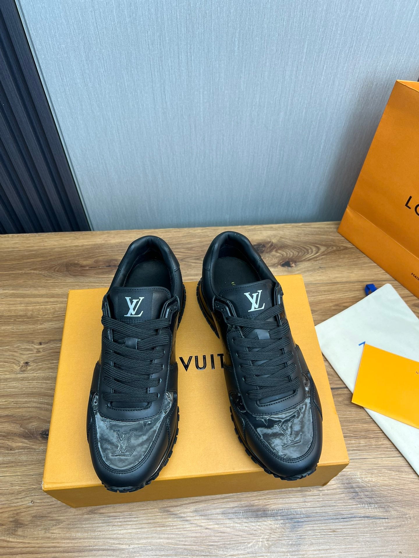 Louis Vuitton sneakers 125