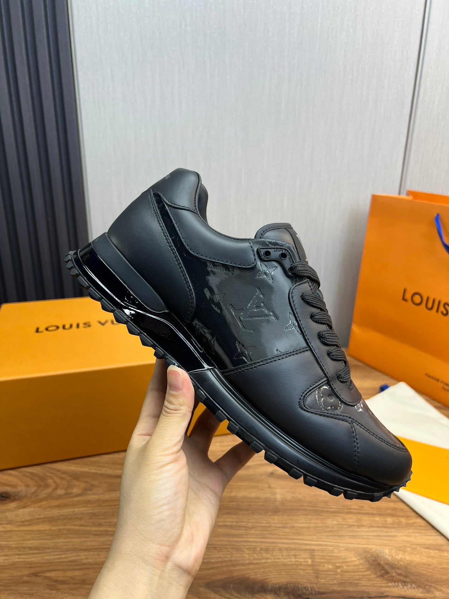 Louis Vuitton sneakers 125