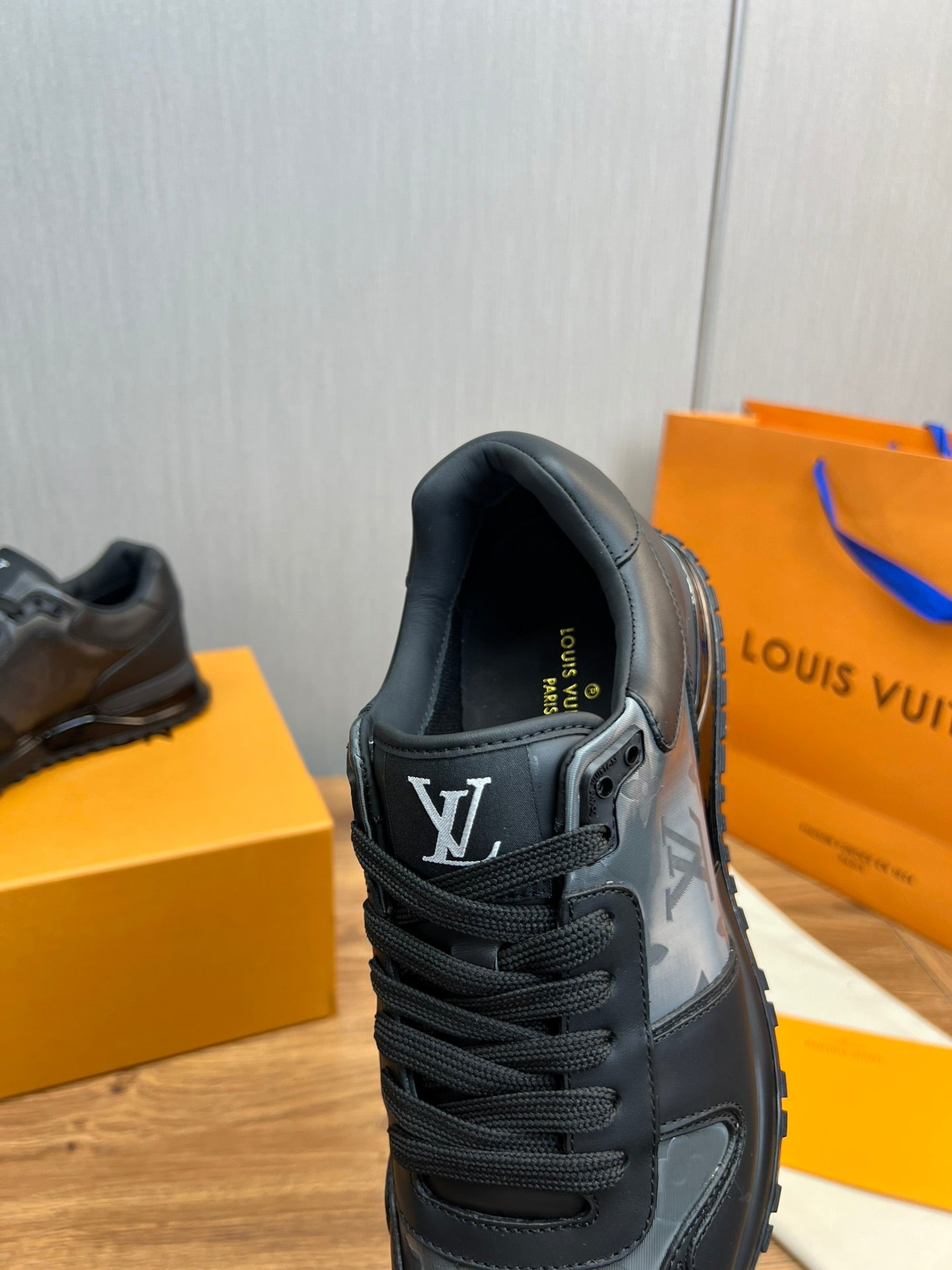 Louis Vuitton sneakers 127