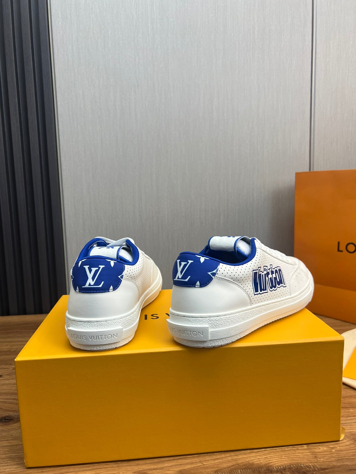 Louis Vuitton sneakers 133
