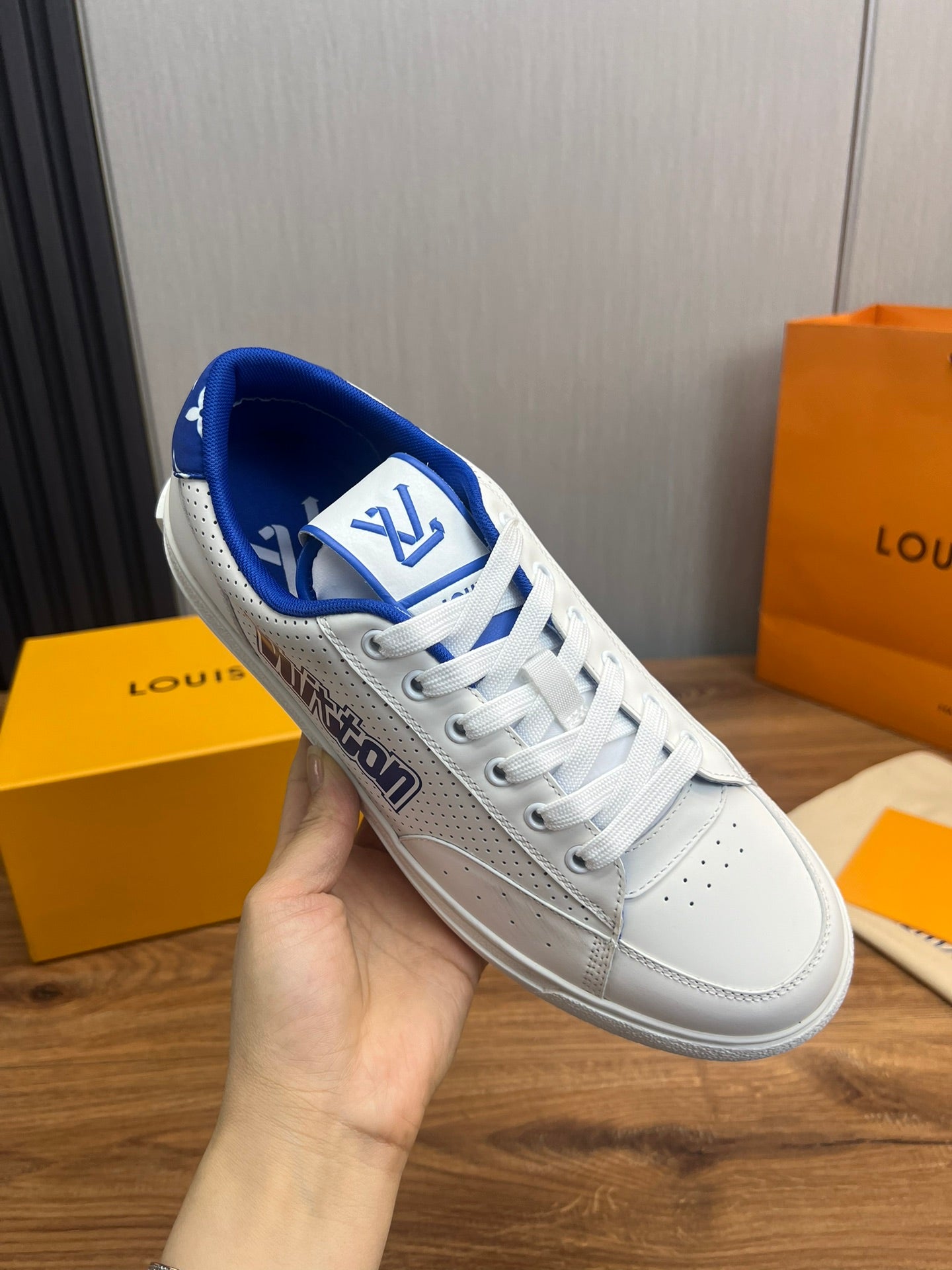 Louis Vuitton sneakers 133