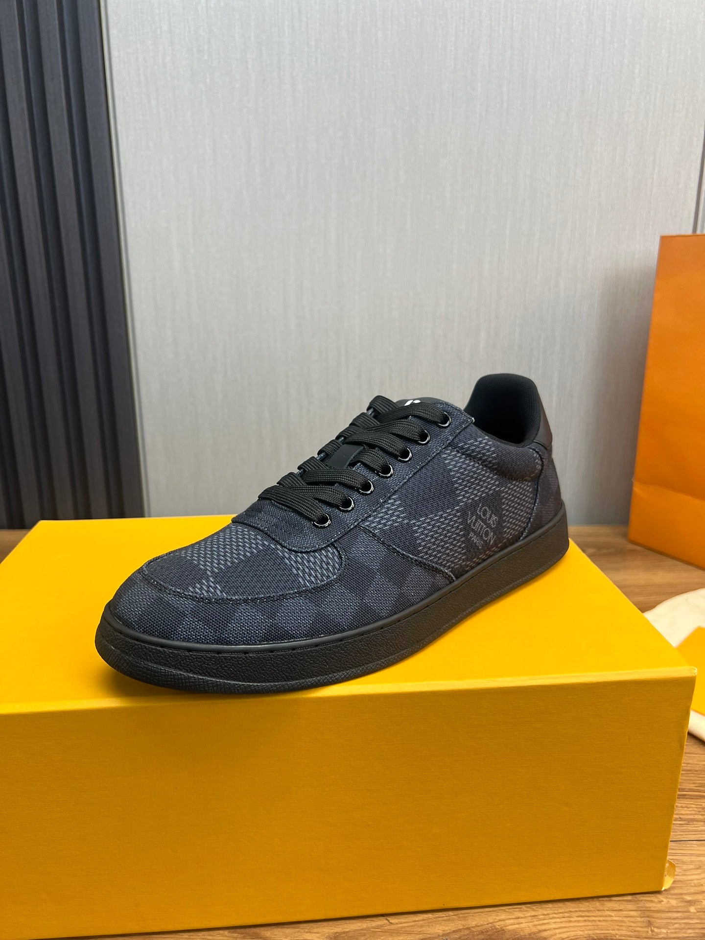 Louis Vuitton sneakers 134