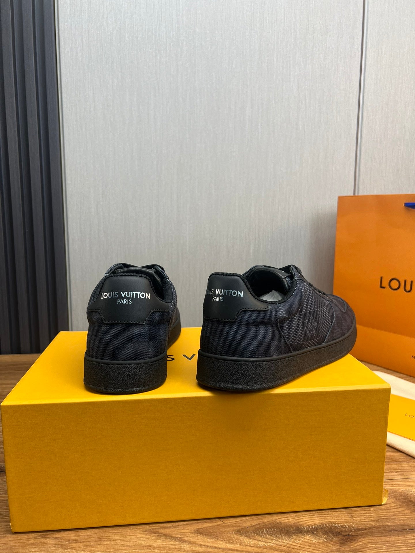 Louis Vuitton sneakers 134