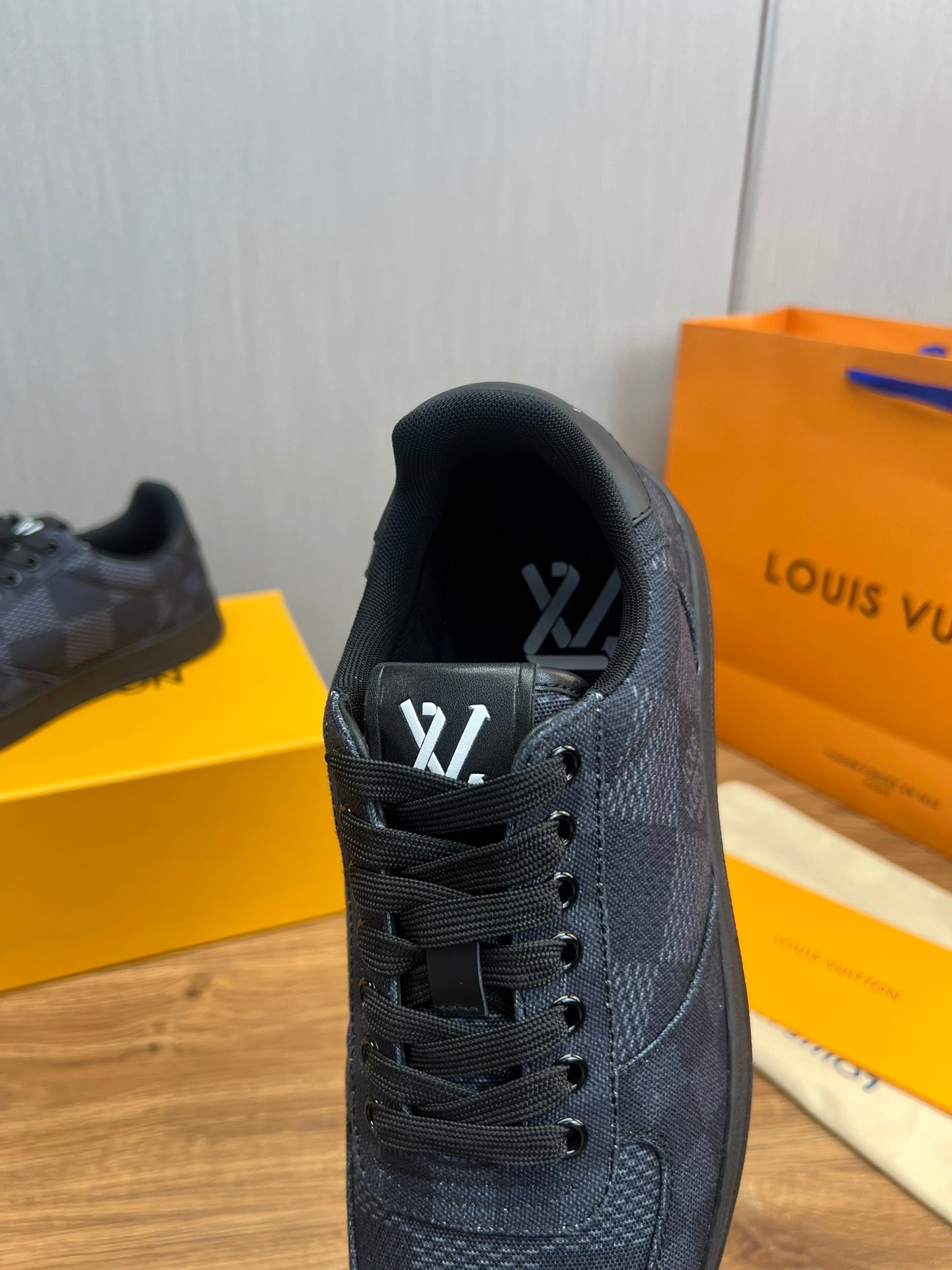 Louis Vuitton sneakers 134