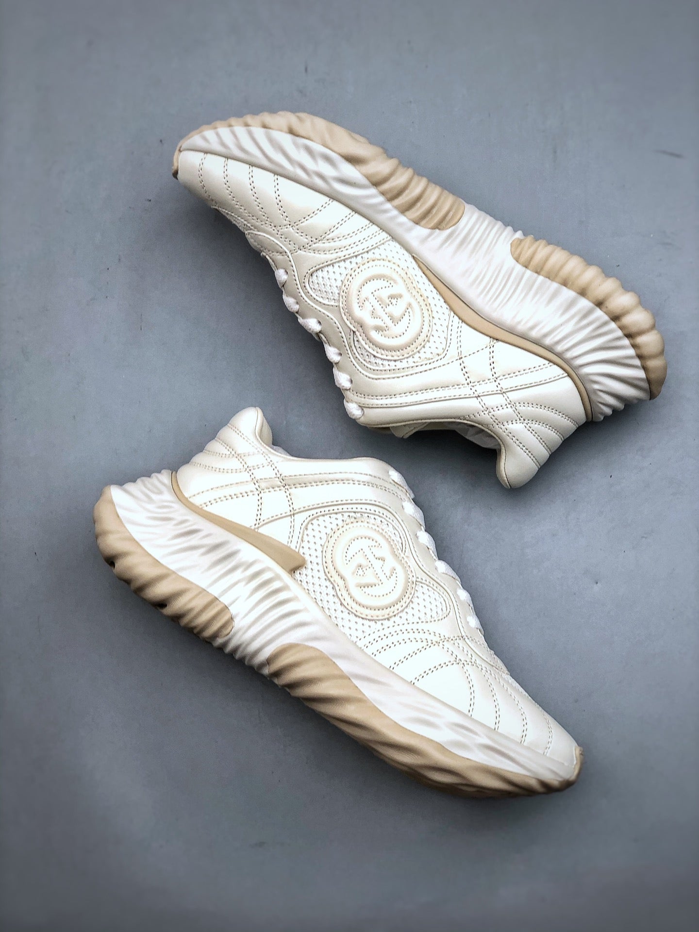 GUCCI sneakers 85