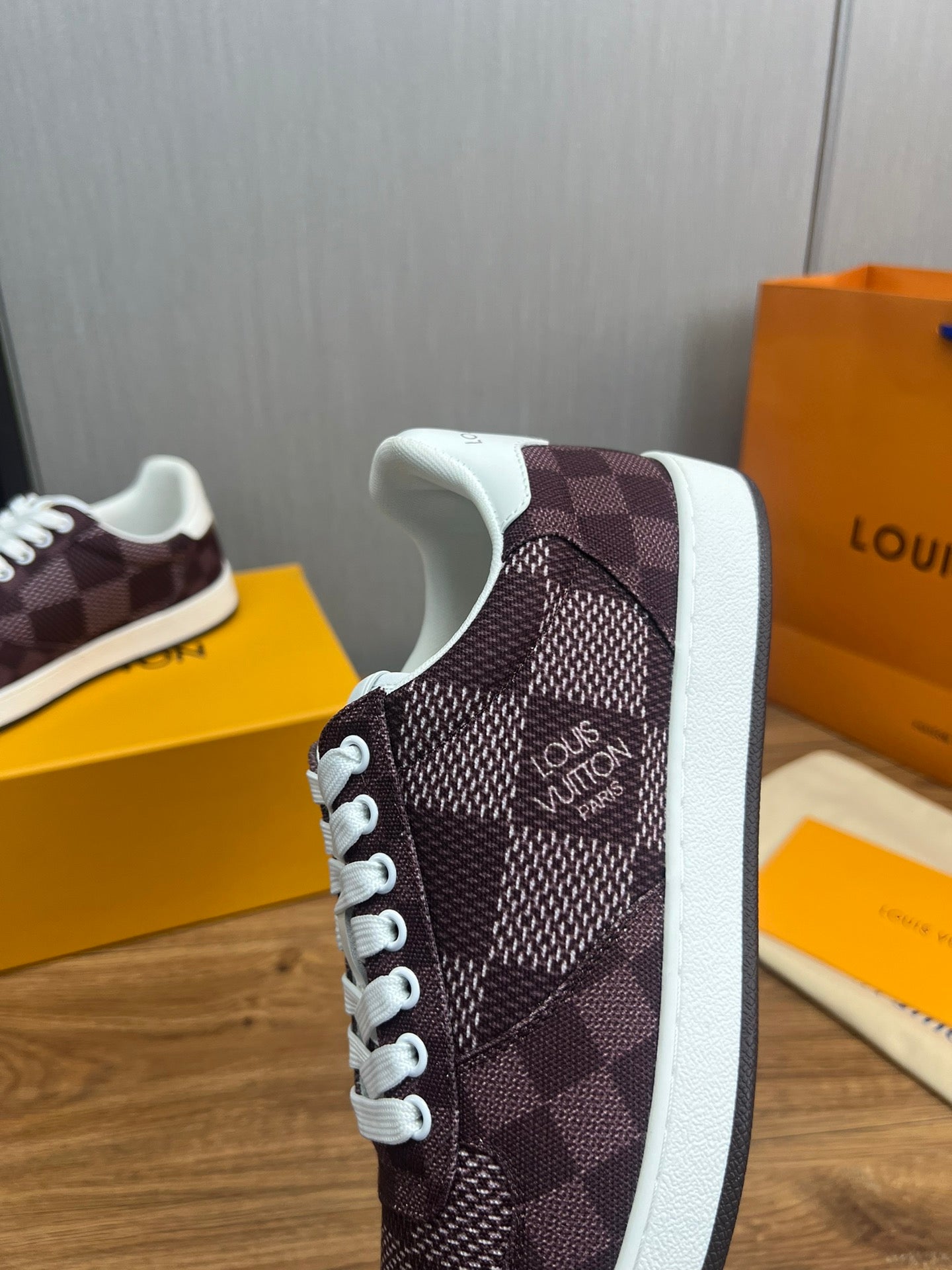 Louis Vuitton sneakers 137