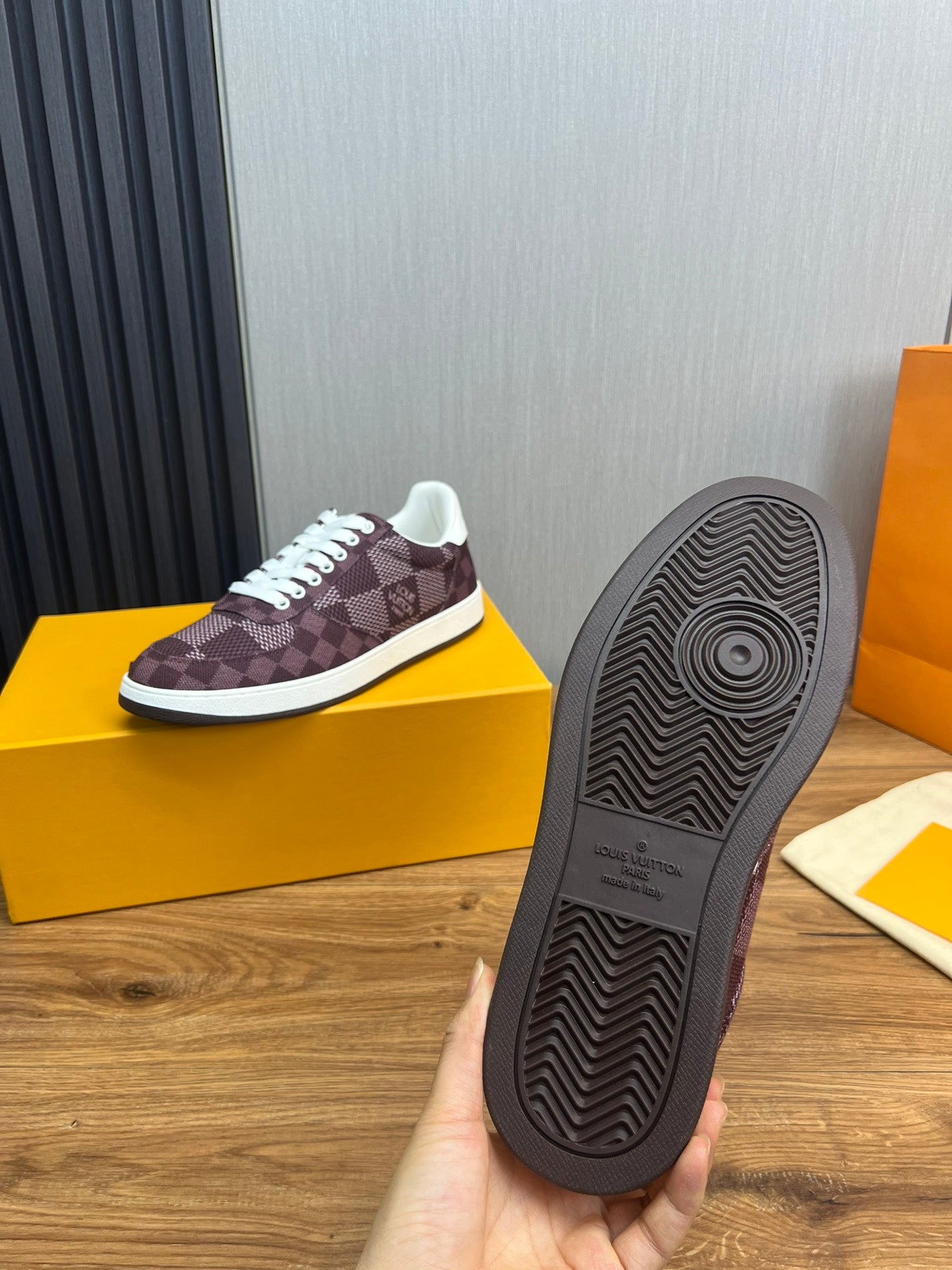 Louis Vuitton sneakers 137
