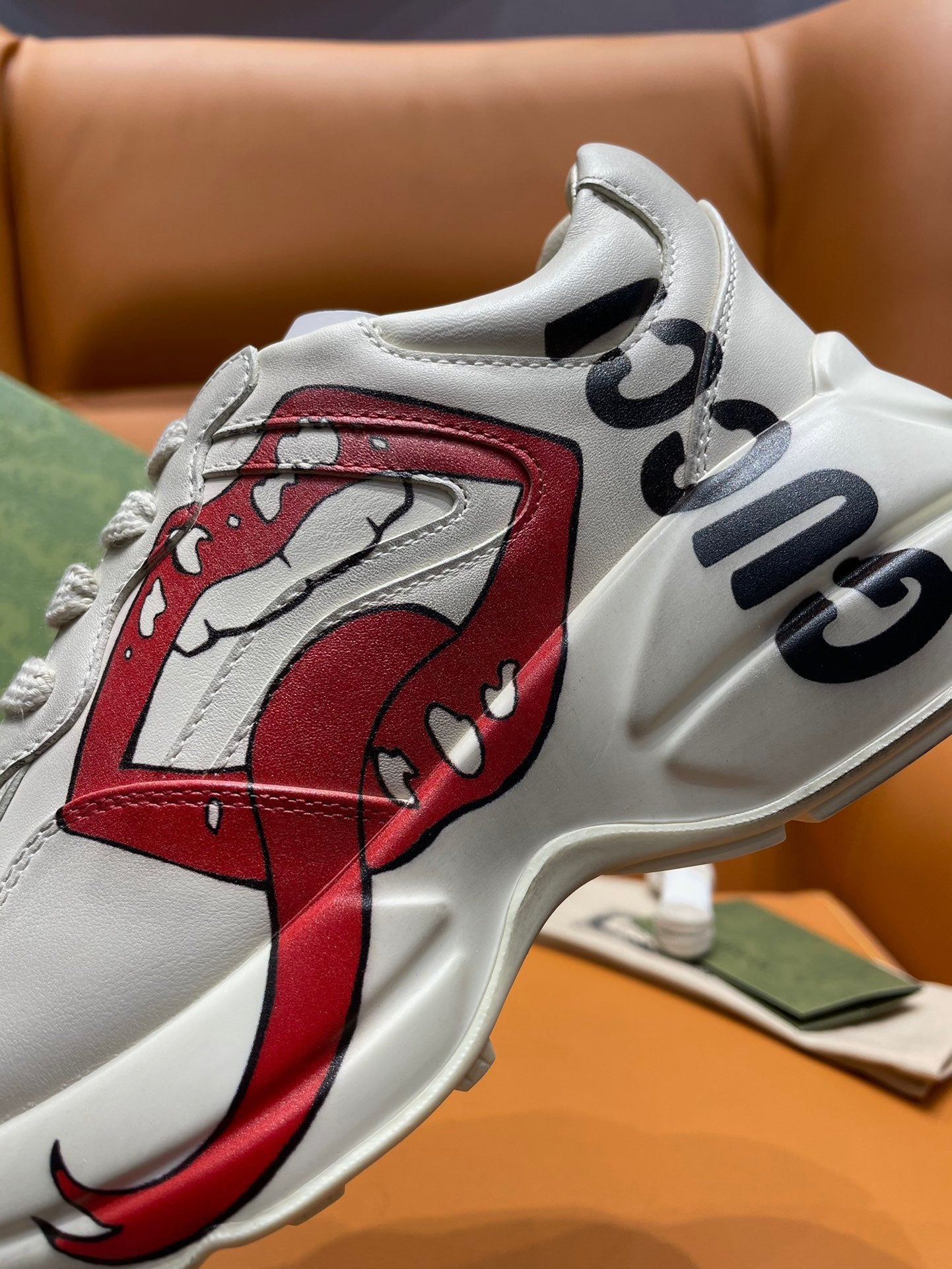 GUCCI sneakers 88