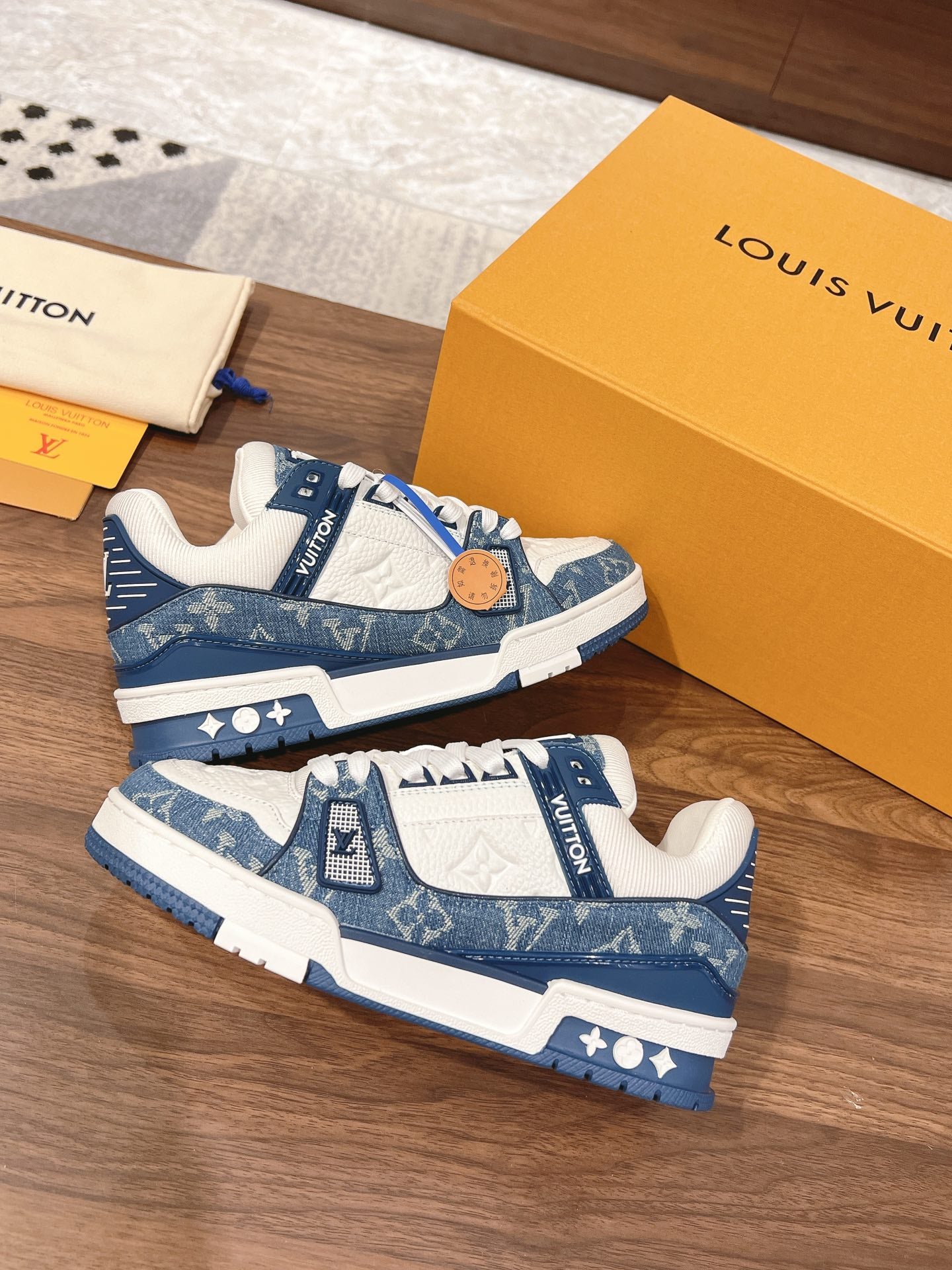 Louis Vuitton sneakers 139