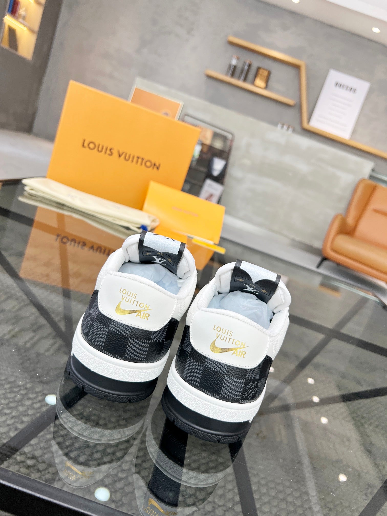 Louis Vuitton sneakers 141