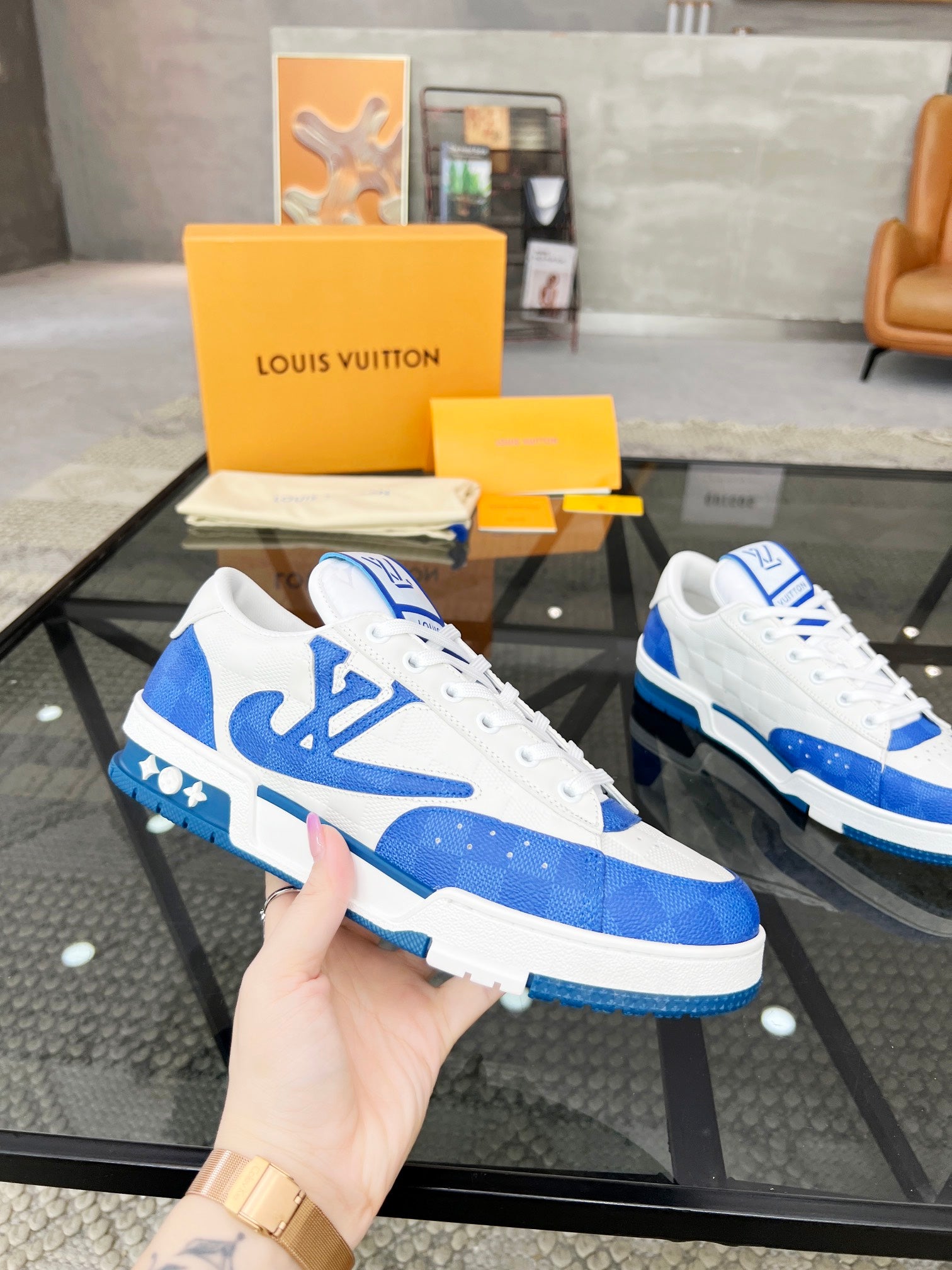 Louis Vuitton sneakers 142