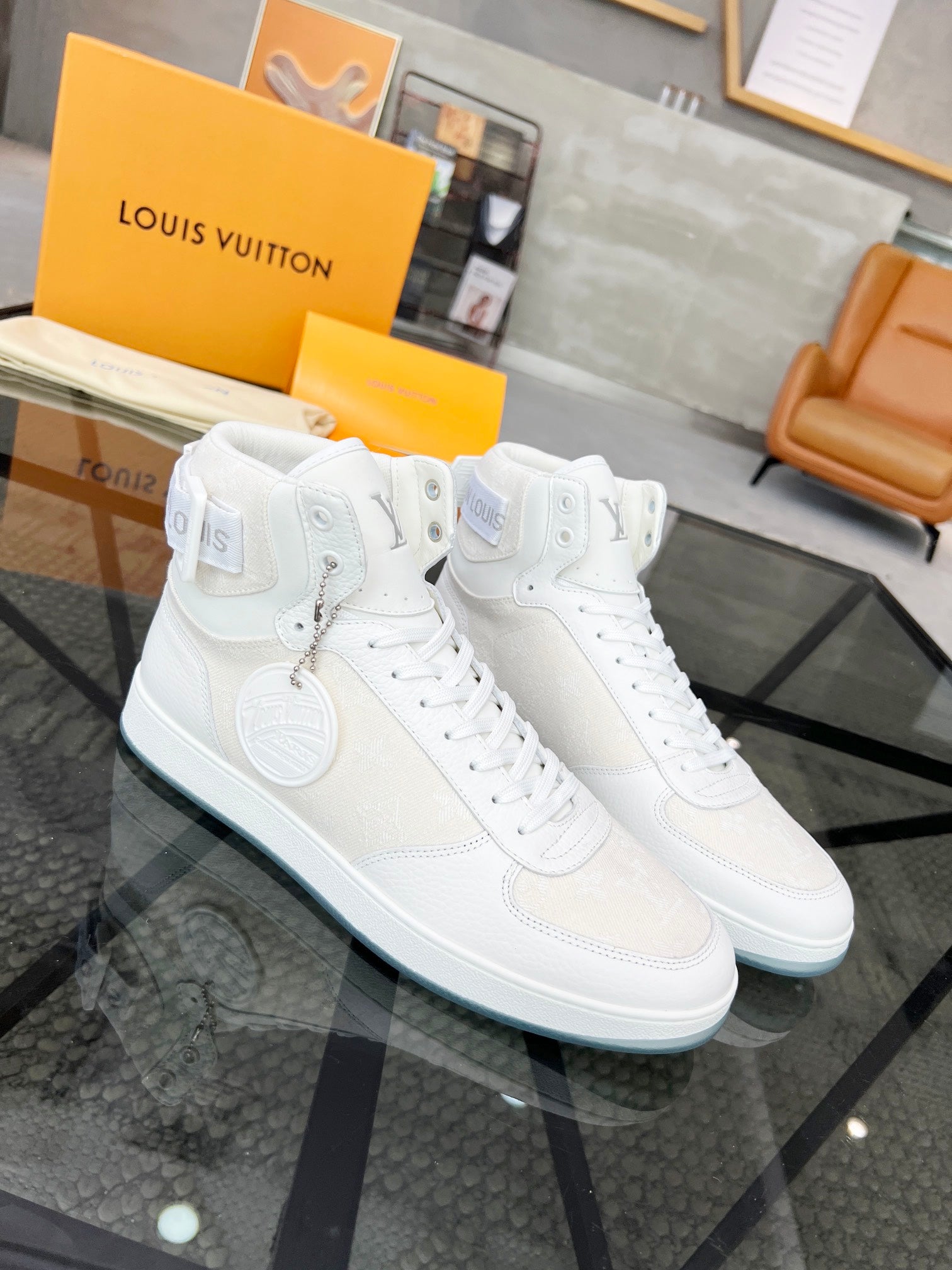 Louis Vuitton sneakers 146