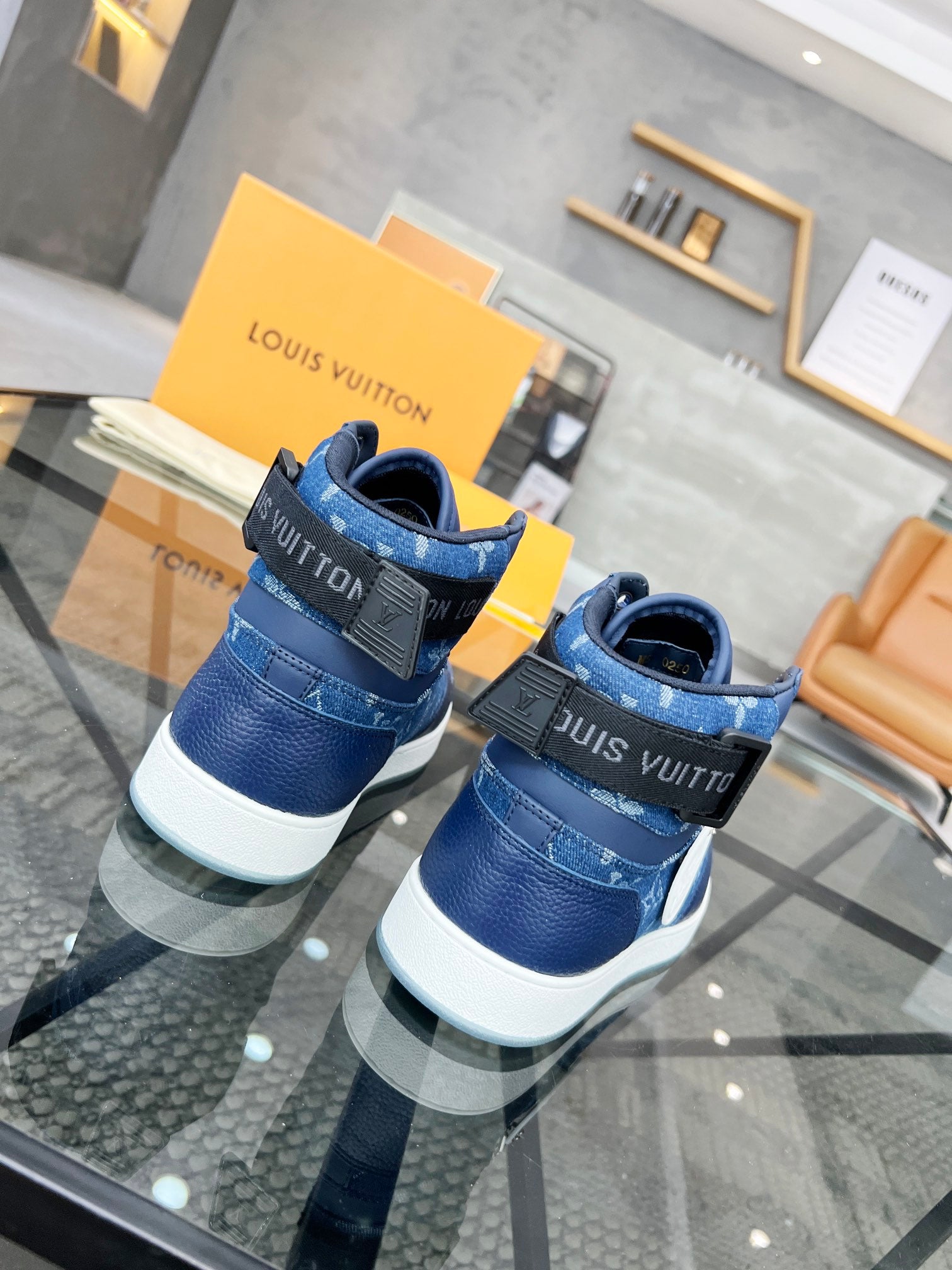 Louis Vuitton sneakers 147
