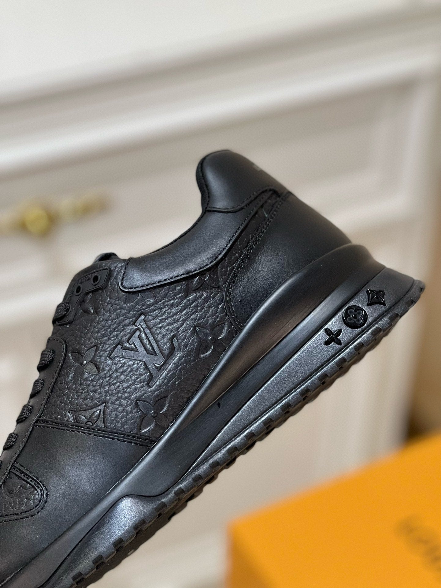 Louis Vuitton sneakers 148