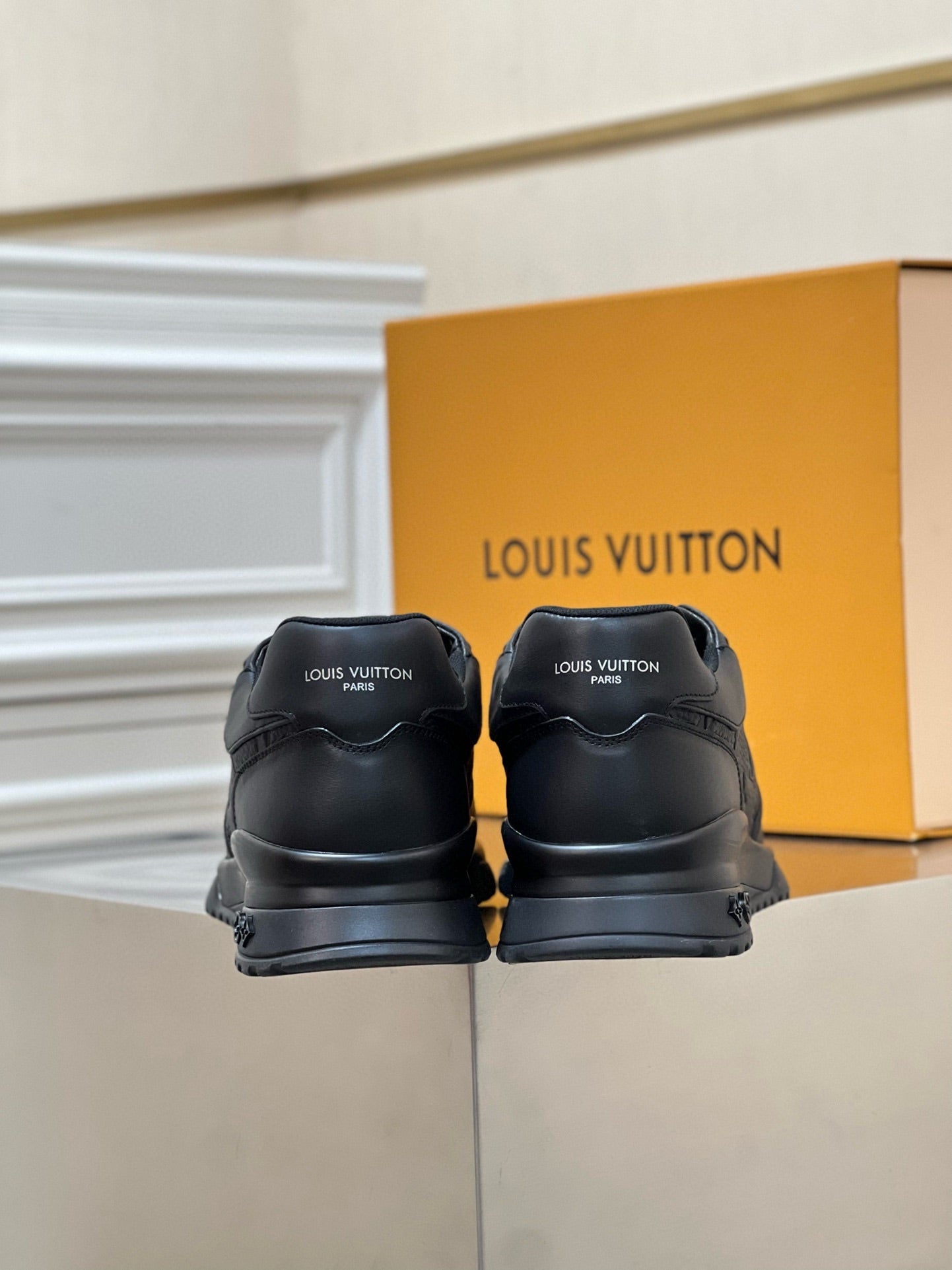 Louis Vuitton sneakers 148