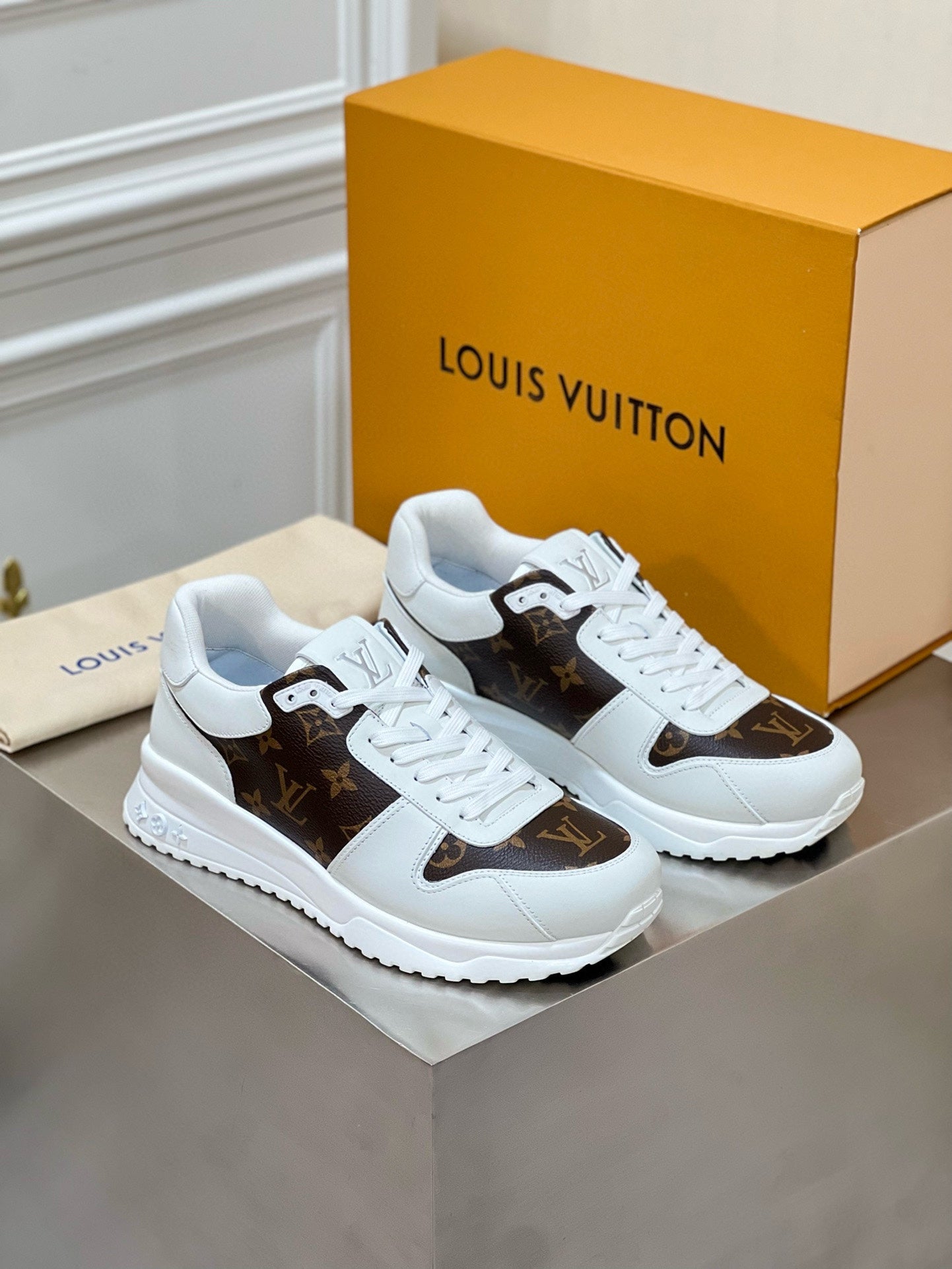 Louis Vuitton sneakers 149
