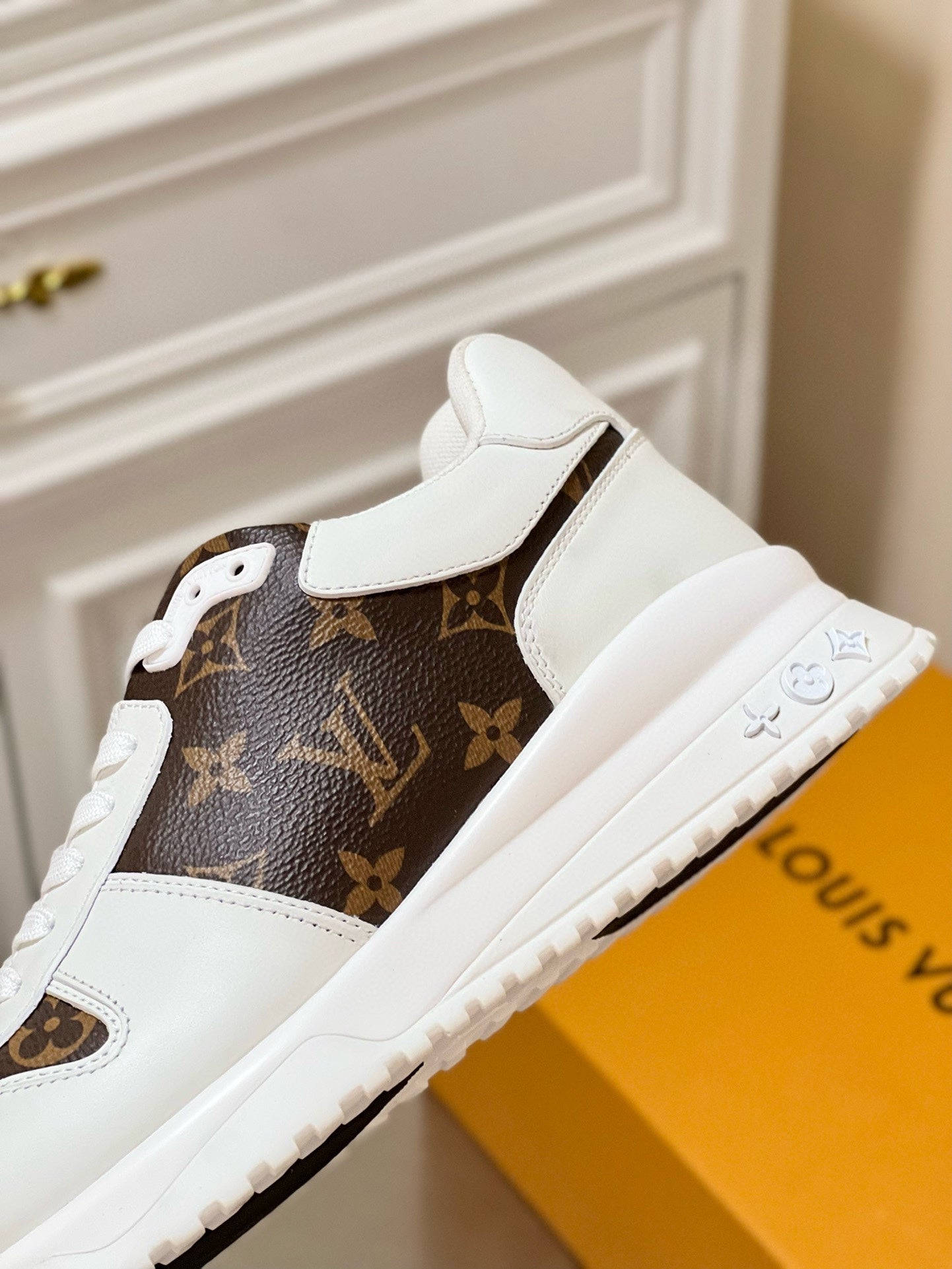 Louis Vuitton sneakers 149