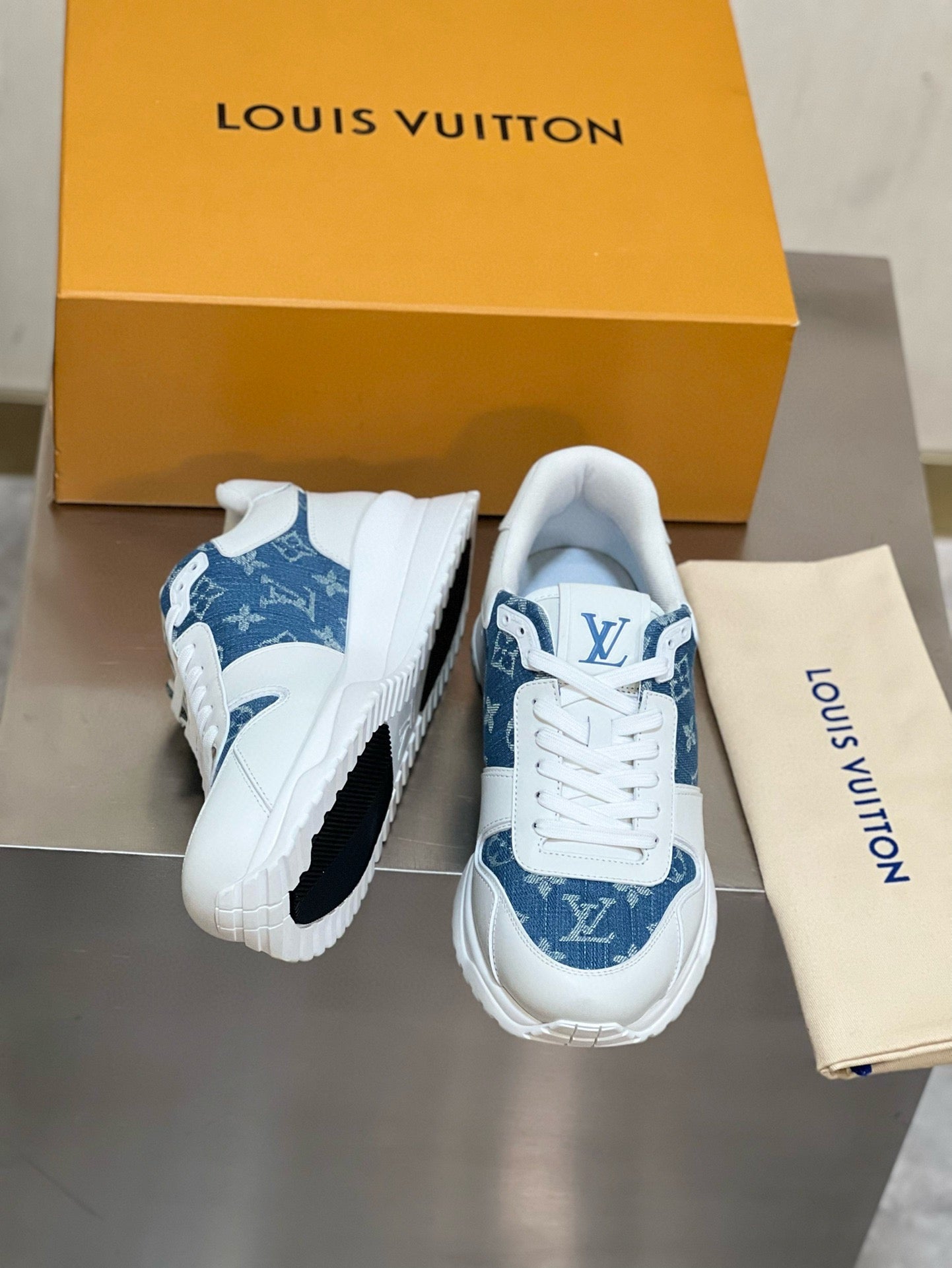 Louis Vuitton sneakers 151