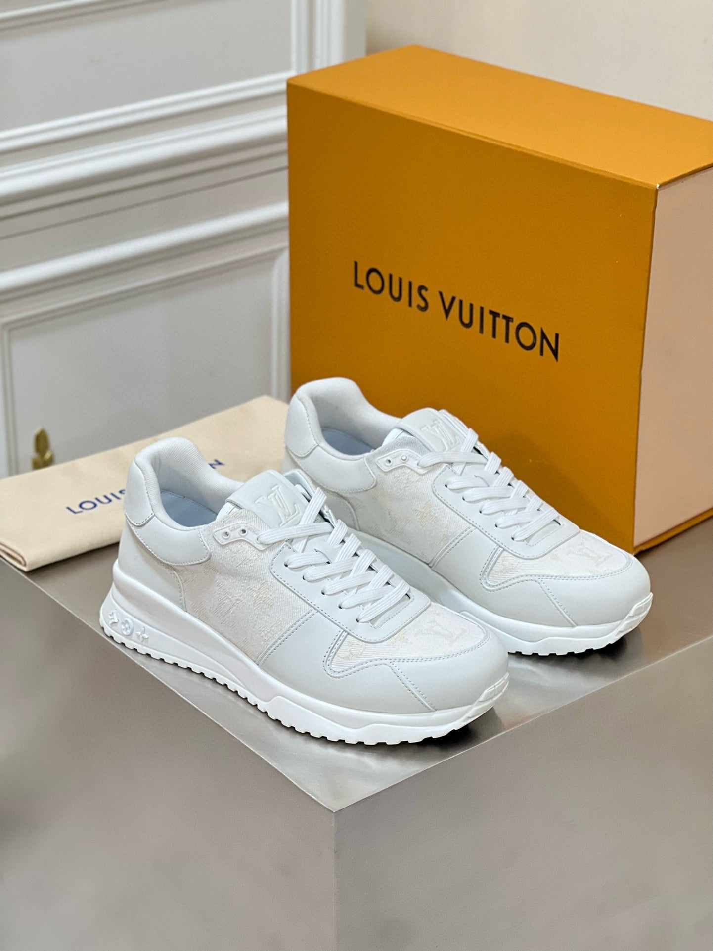 Louis Vuitton sneakers 152