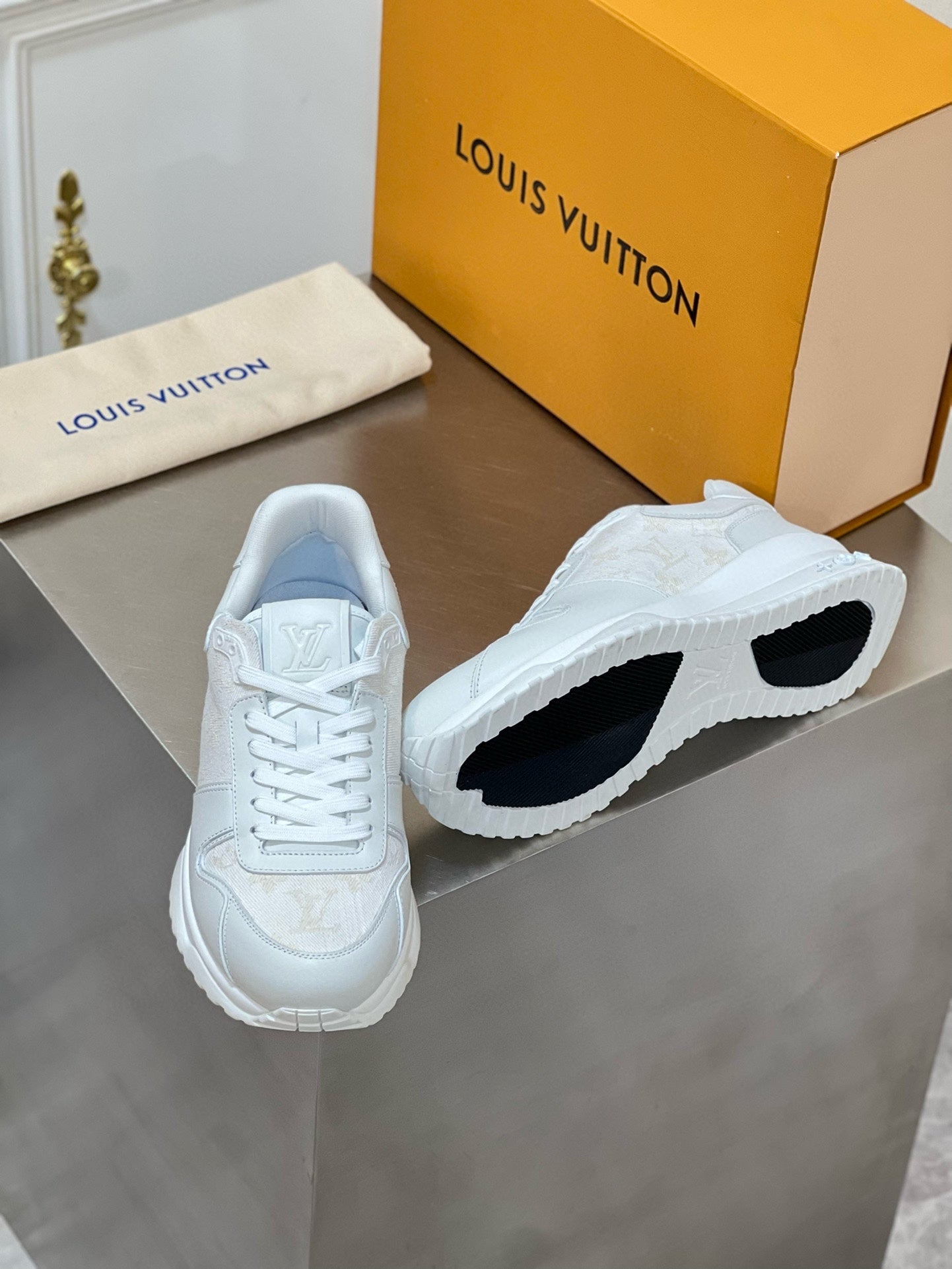 Louis Vuitton sneakers 152