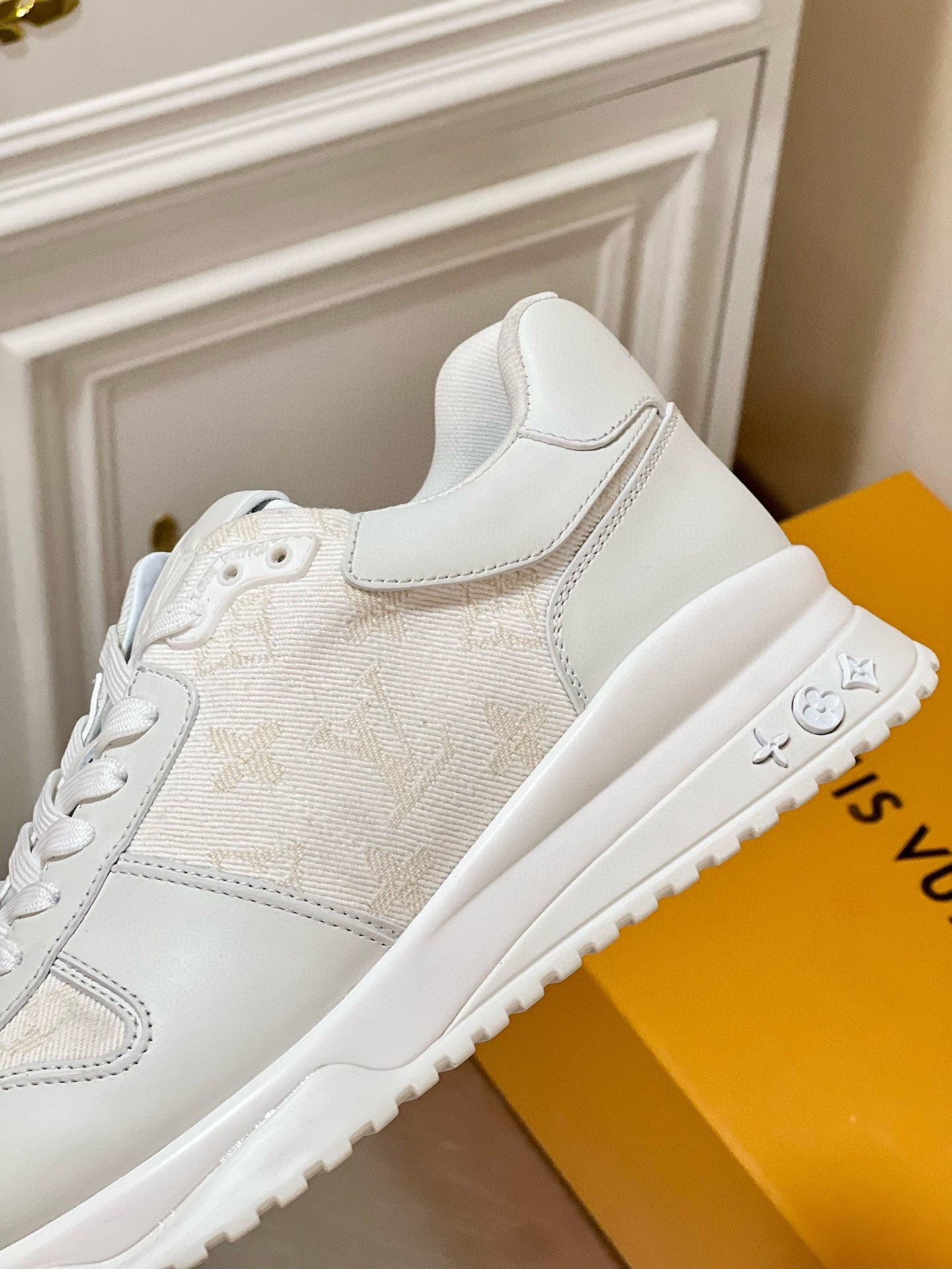 Louis Vuitton sneakers 152