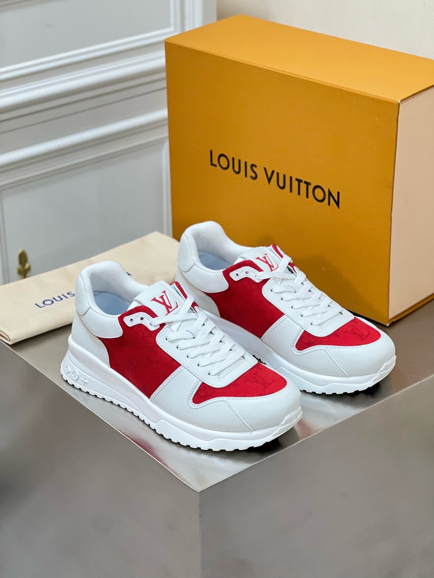Louis Vuitton sneakers 153
