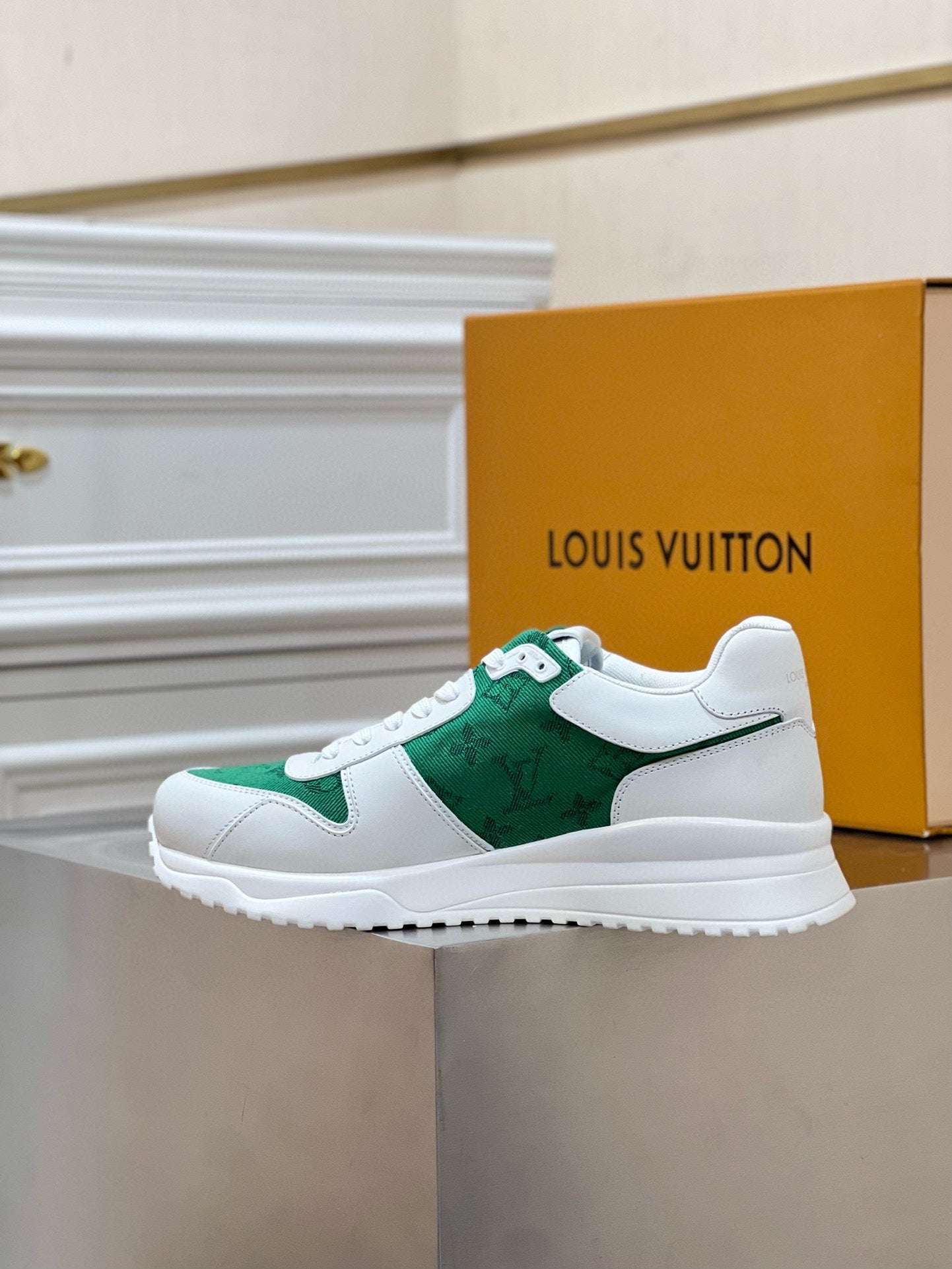 Louis Vuitton sneakers 154