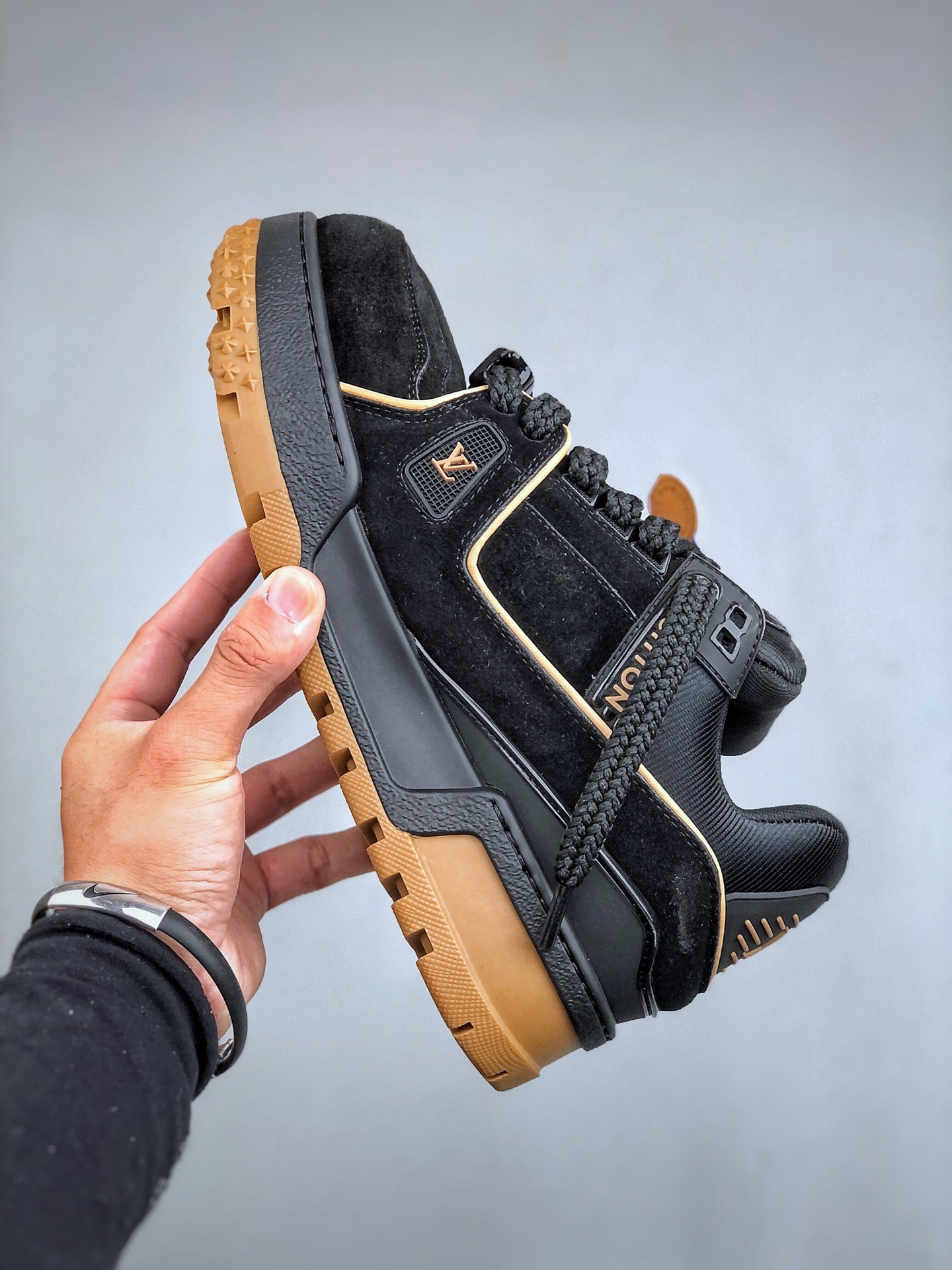 Louis Vuitton sneakers 155