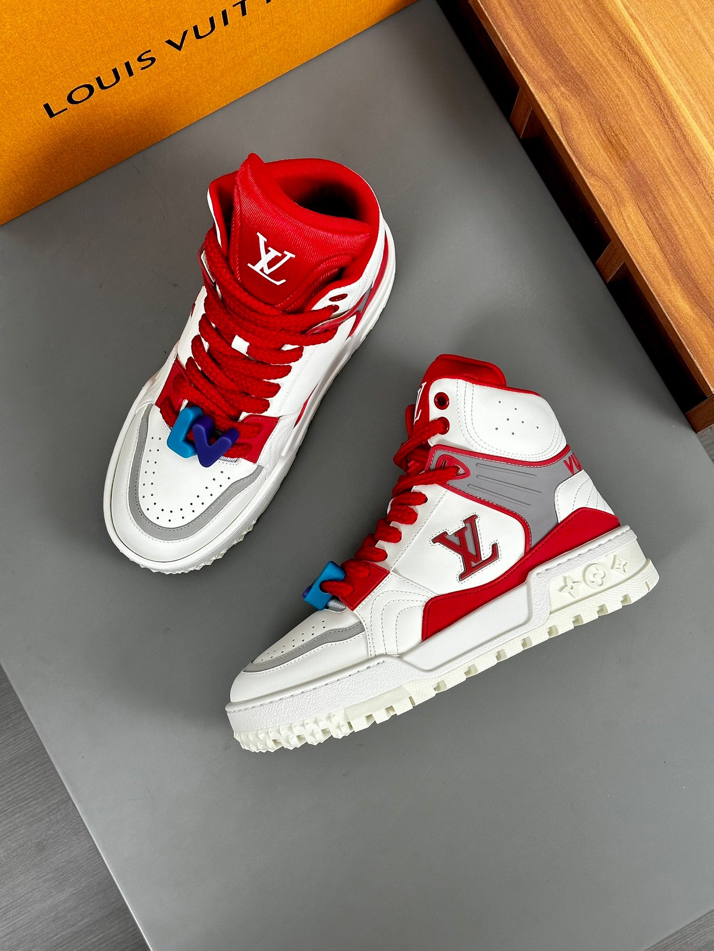 Louis Vuitton sneakers 157