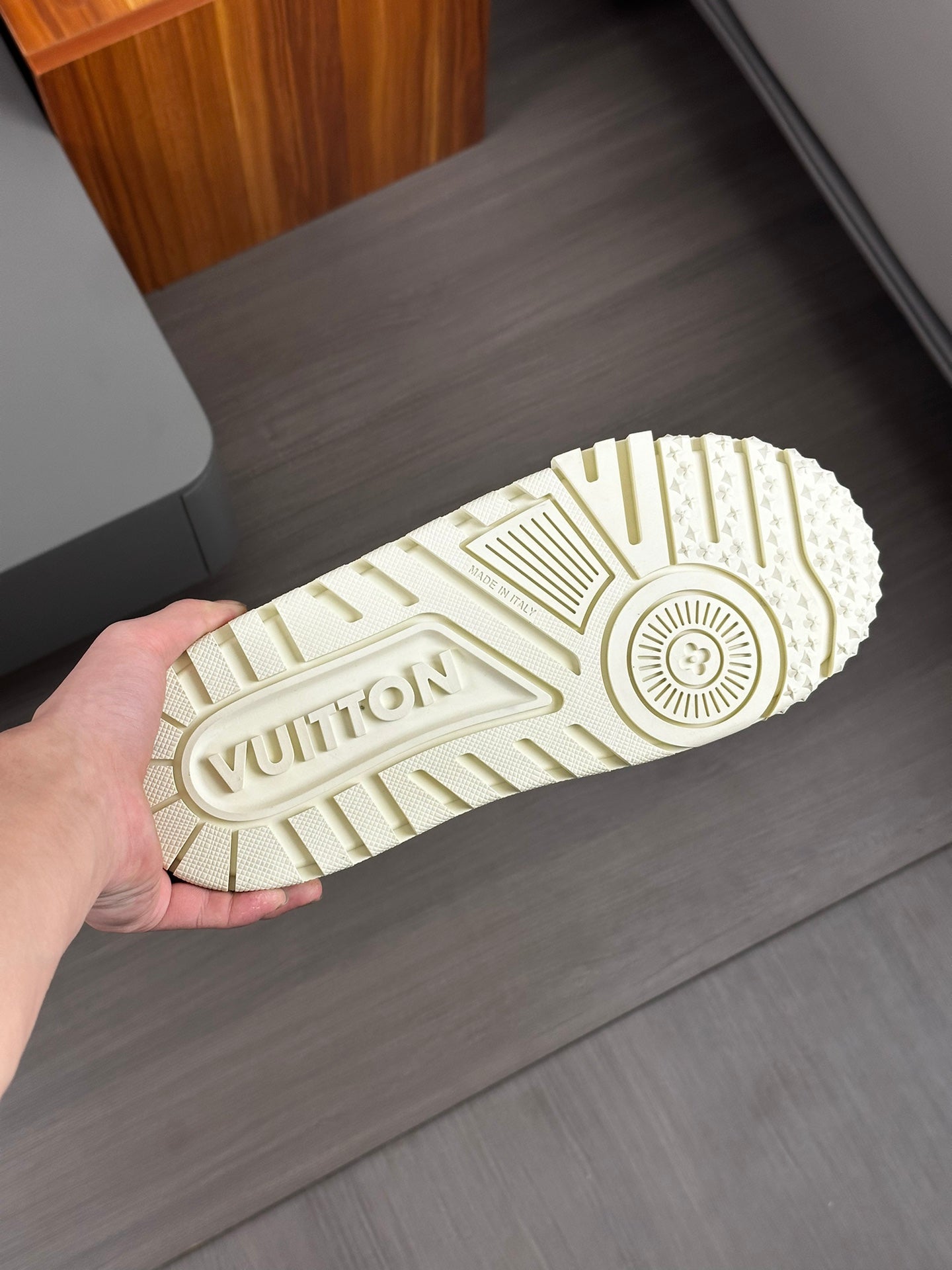 Louis Vuitton sneakers 157