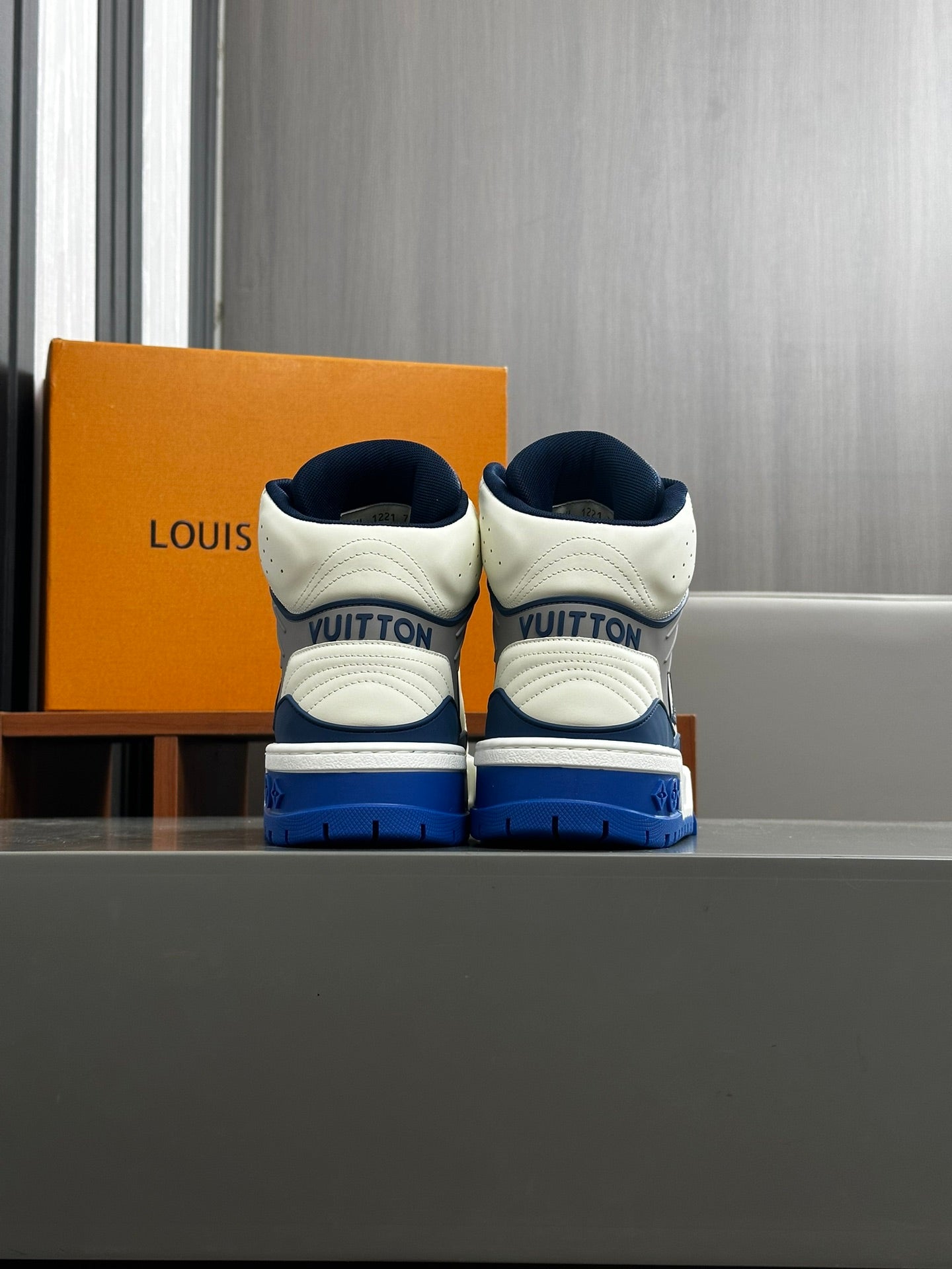 Louis Vuitton sneakers 159