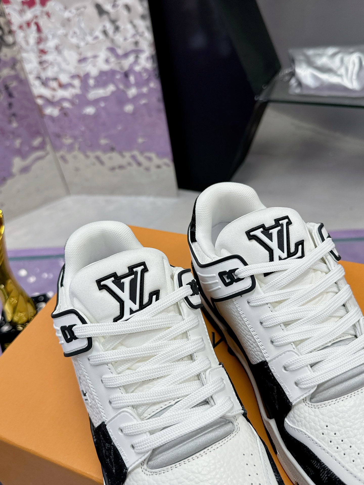 Louis Vuitton sneakers 165