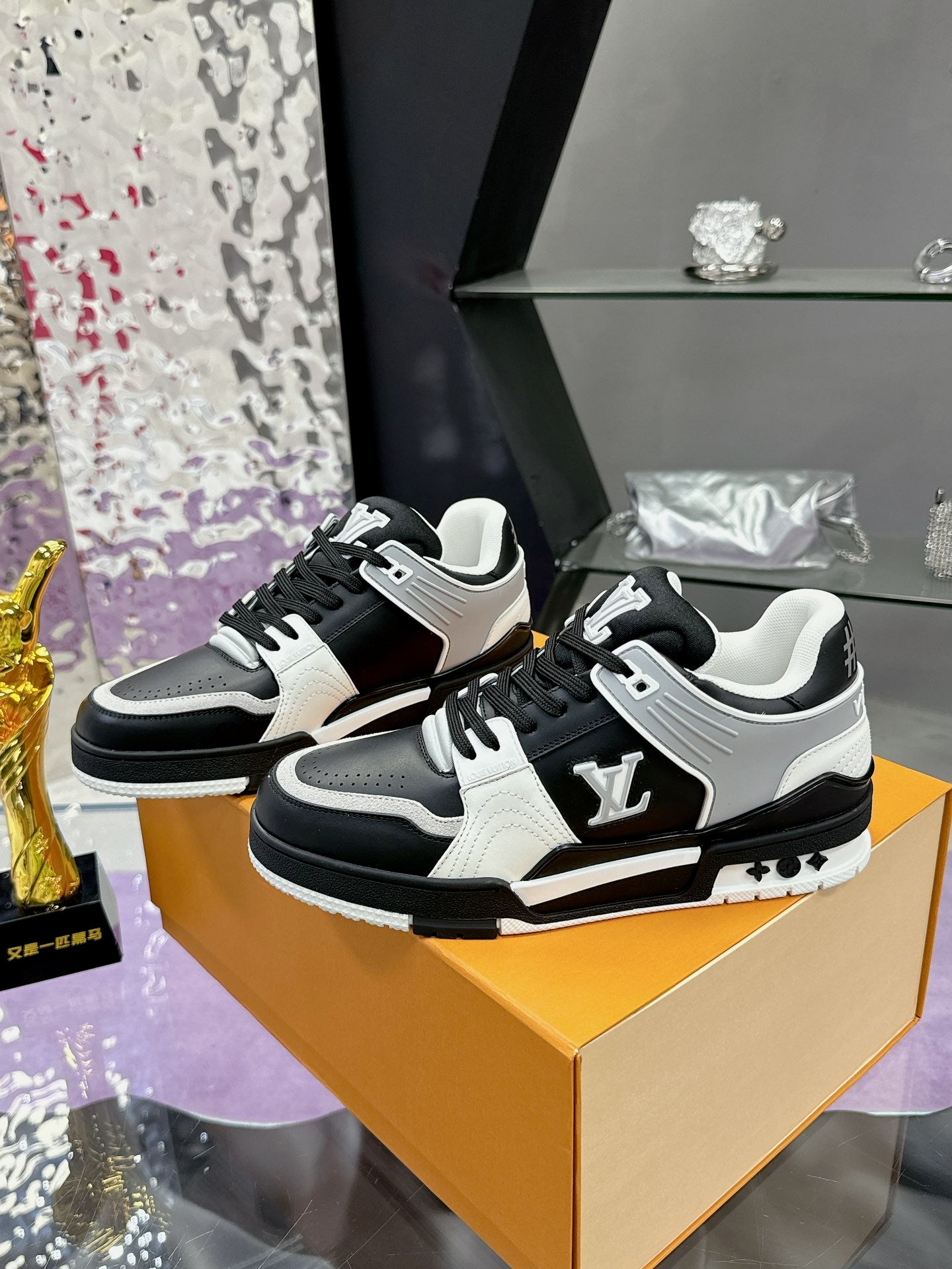 Louis Vuitton sneakers 167