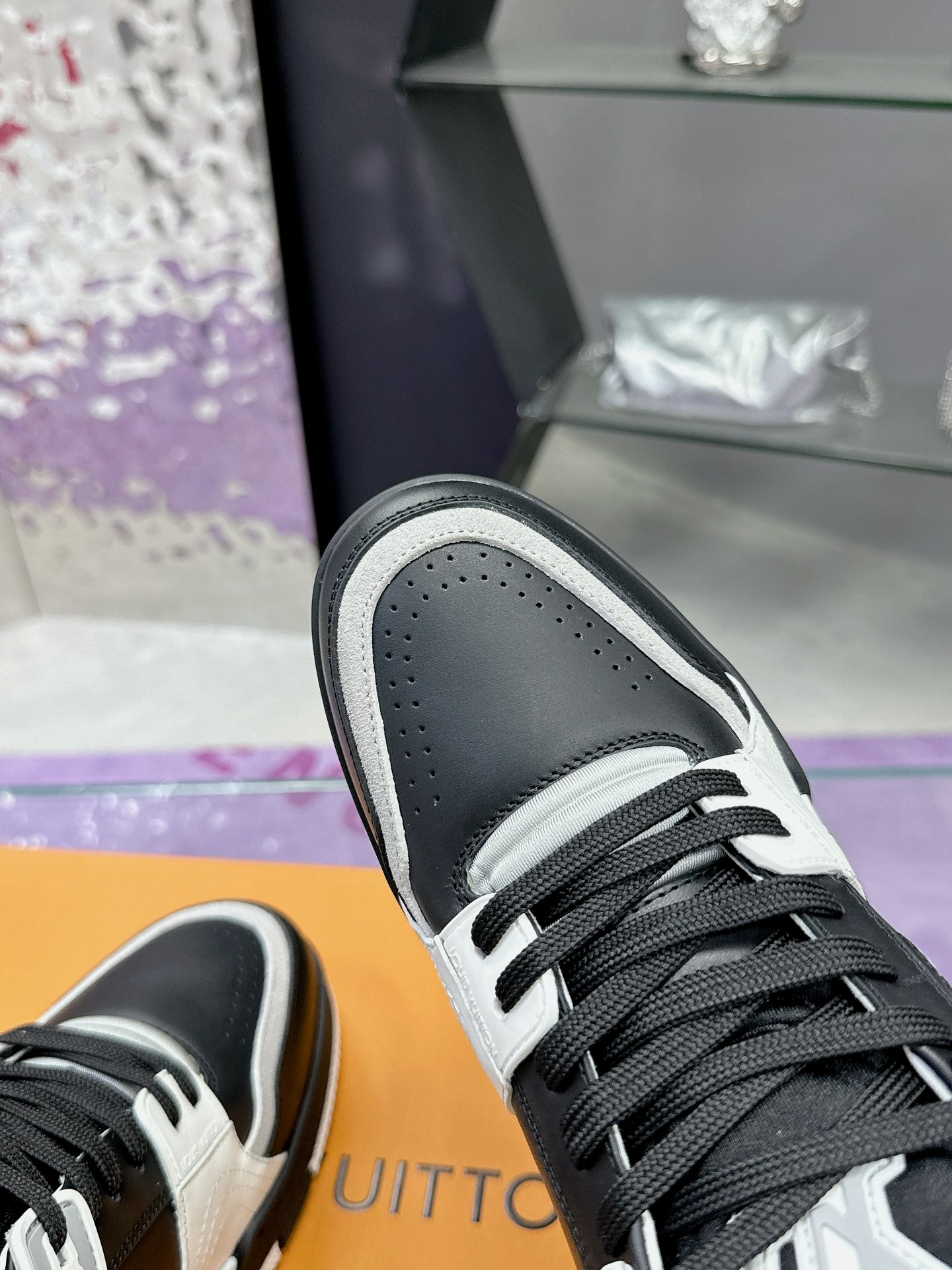Louis Vuitton sneakers 167