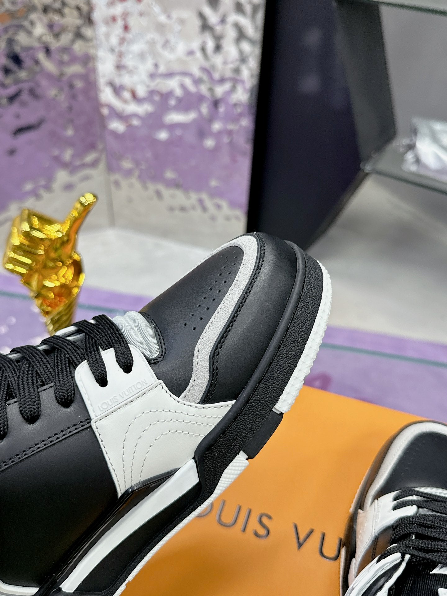 Louis Vuitton sneakers 167